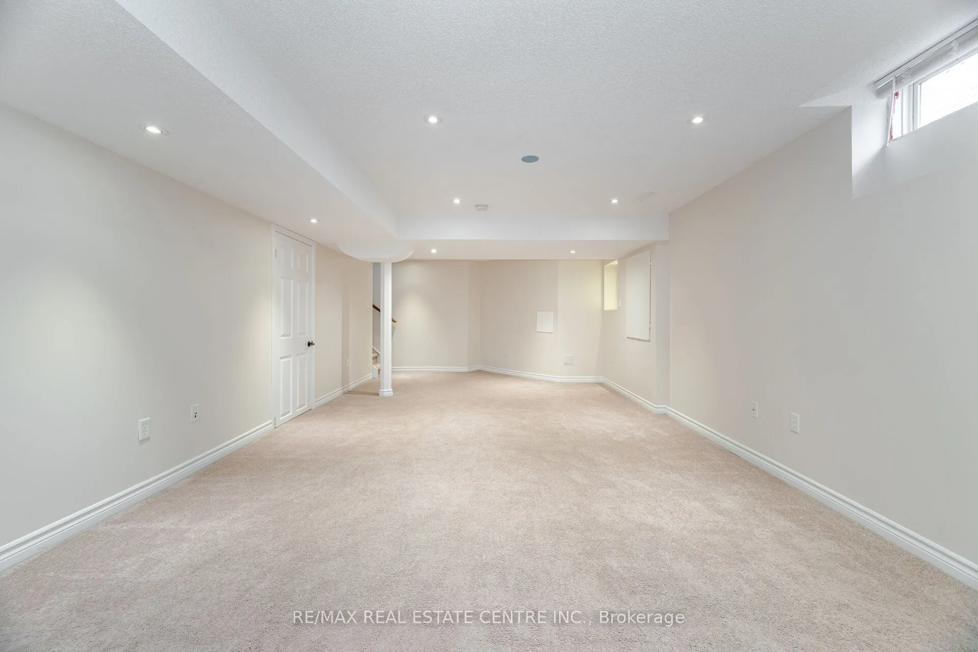 2021 Redstone Crescent
