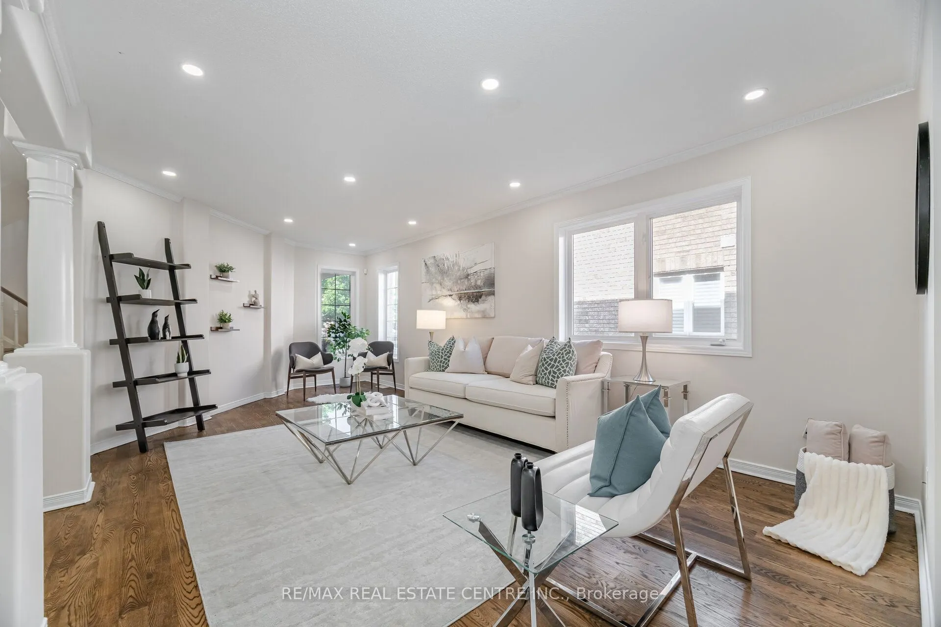 2021 Redstone Crescent