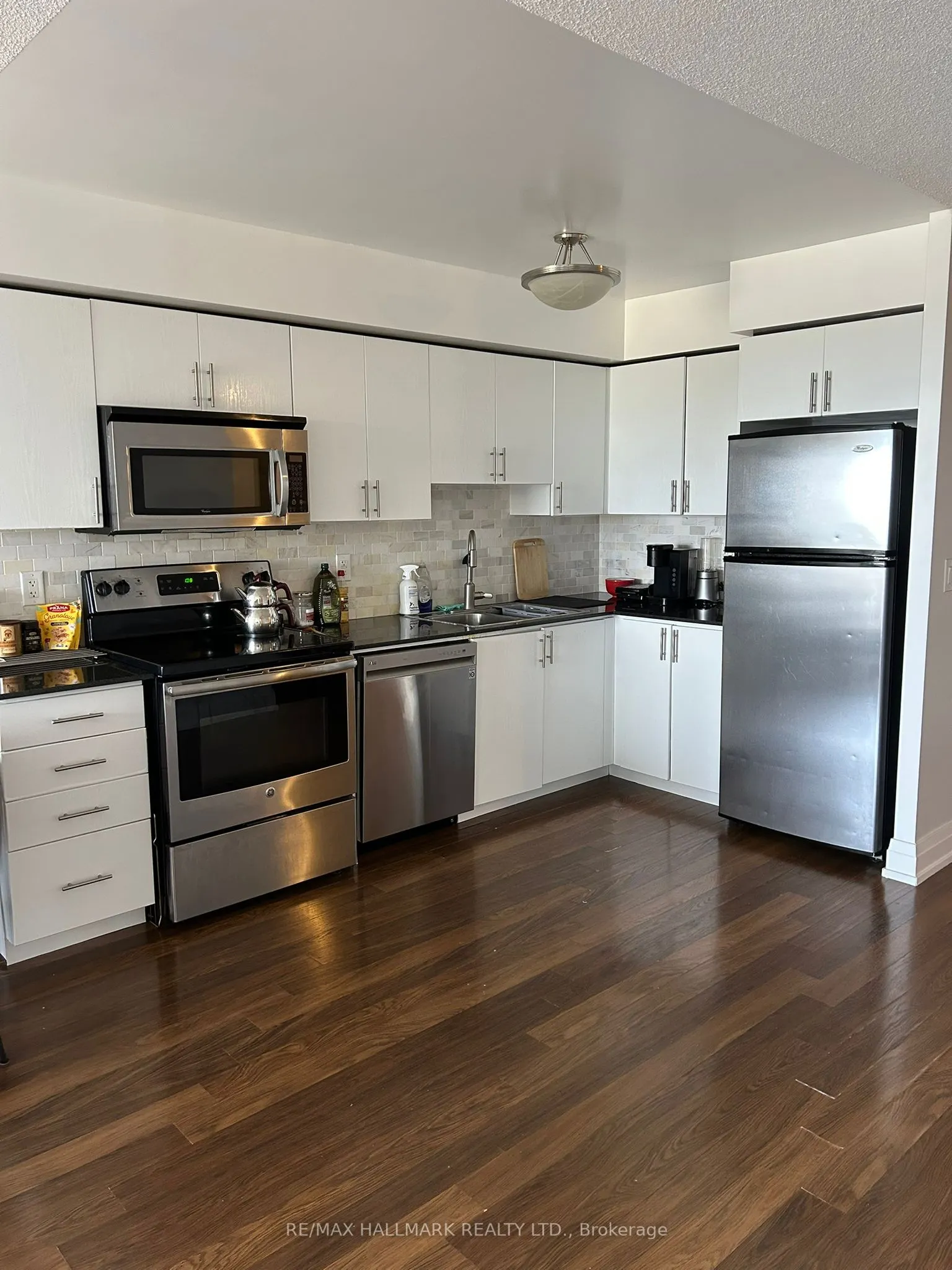 1 De Boers Drive, #1109