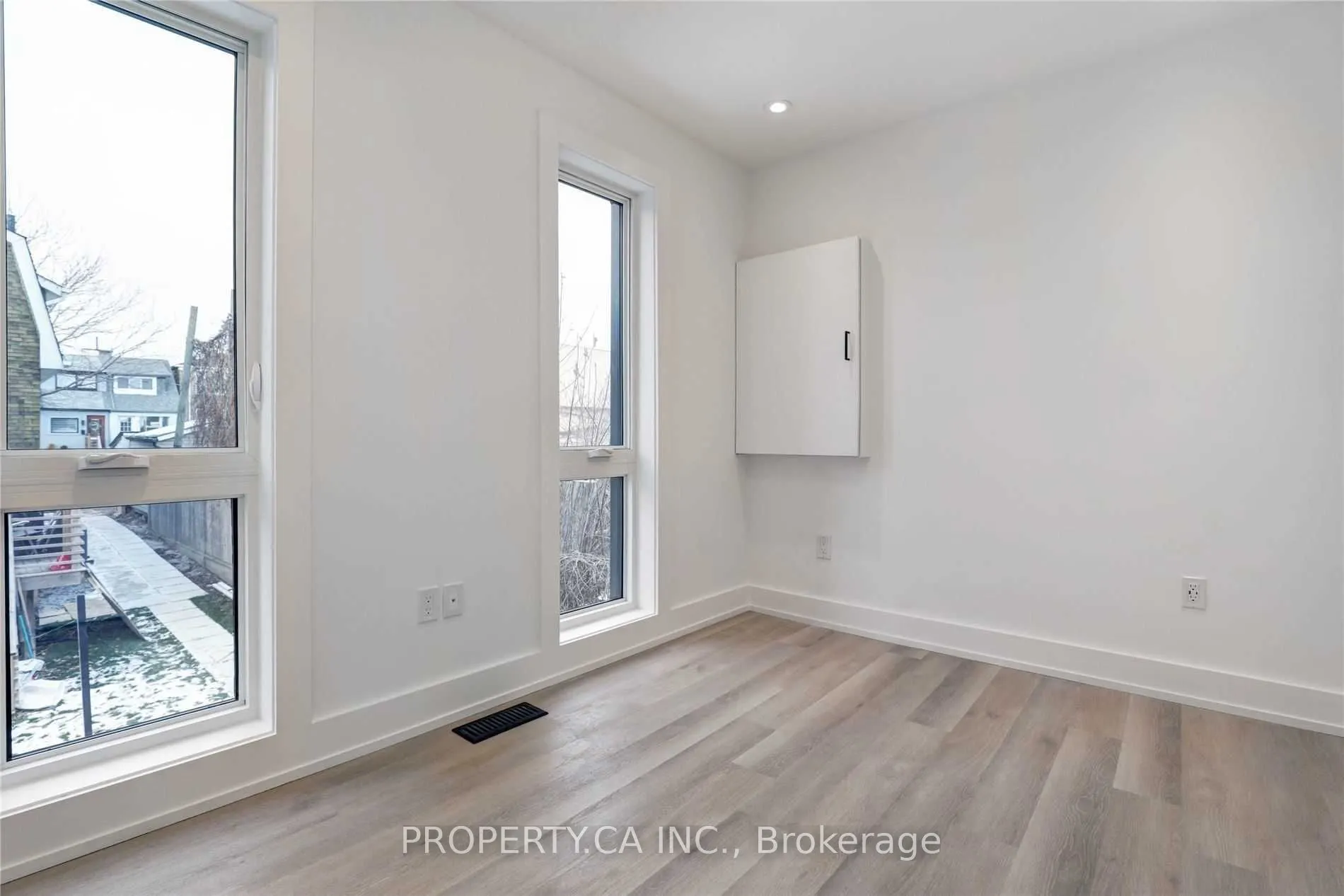 53 Eversfield Road, #Laneway