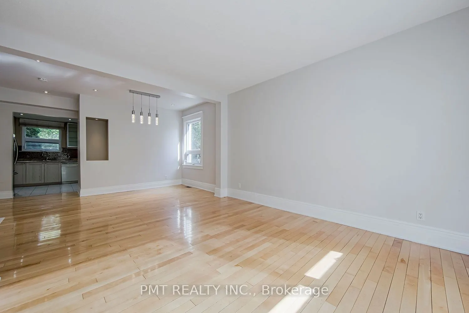 39 Windermere Avenue, #Main