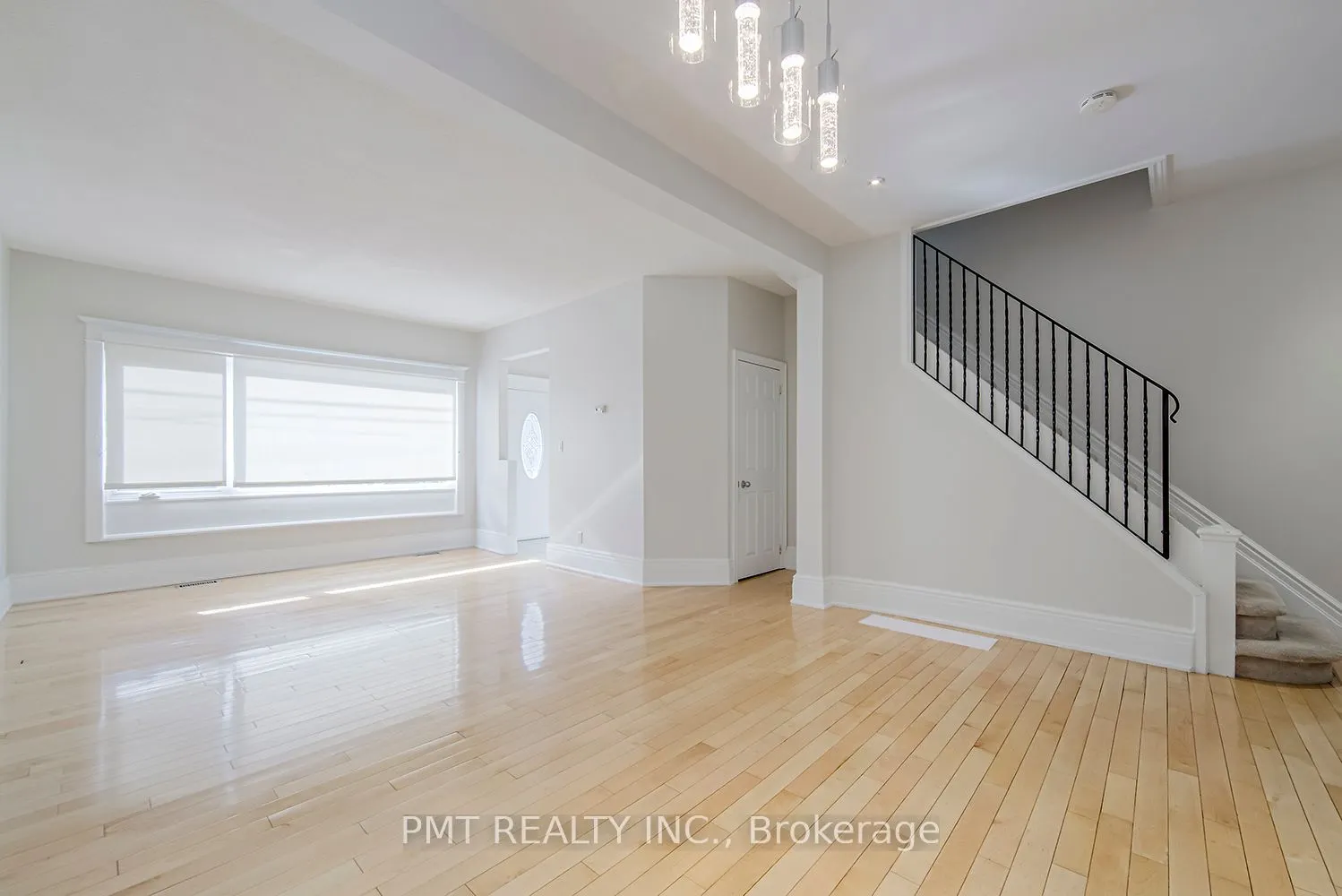 39 Windermere Avenue, #Main