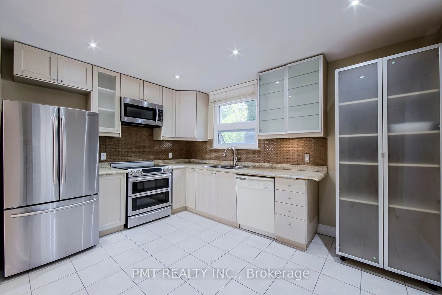 39 Windermere Avenue, #Main