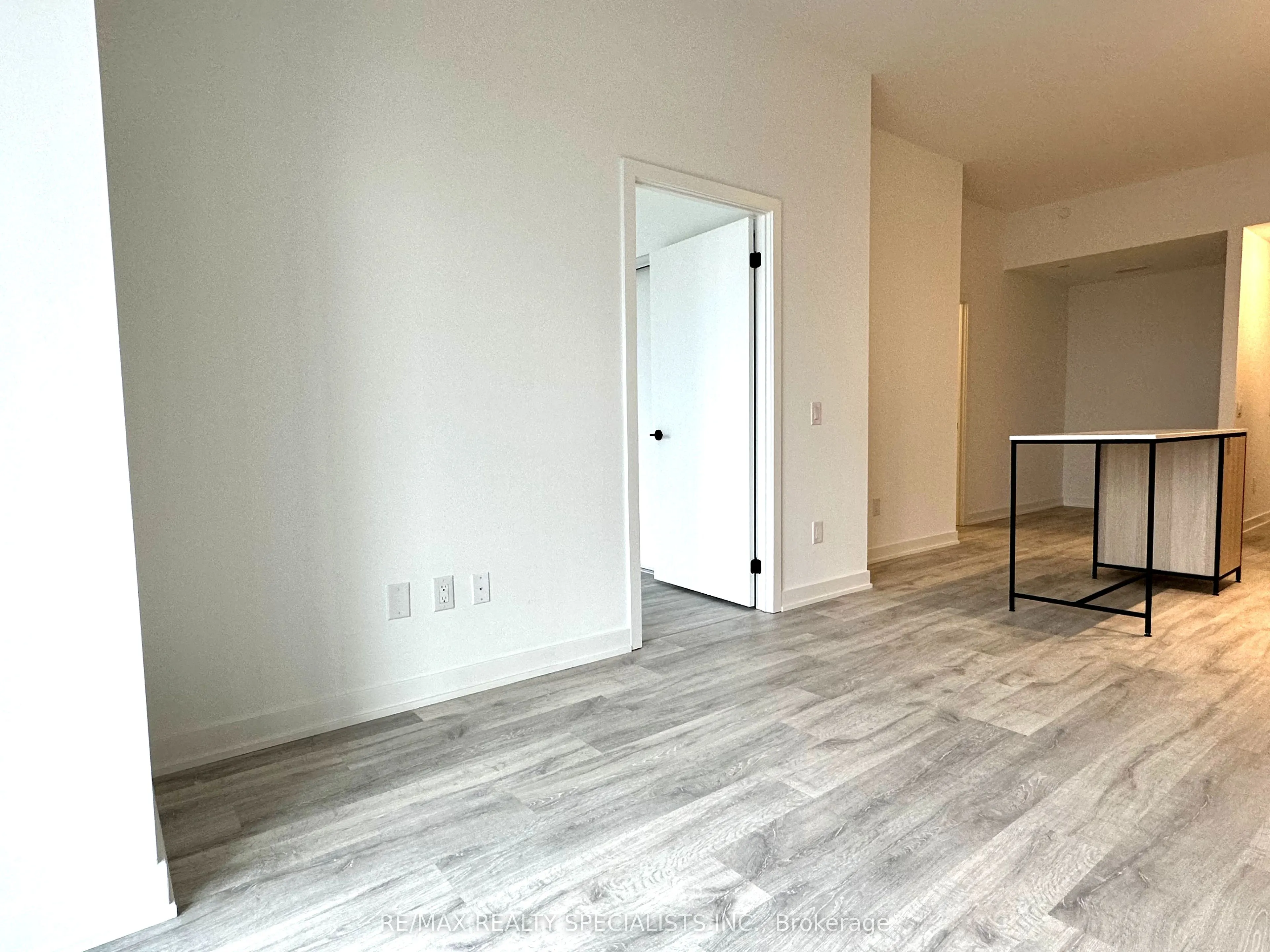 220 Missinnihe Way, #312