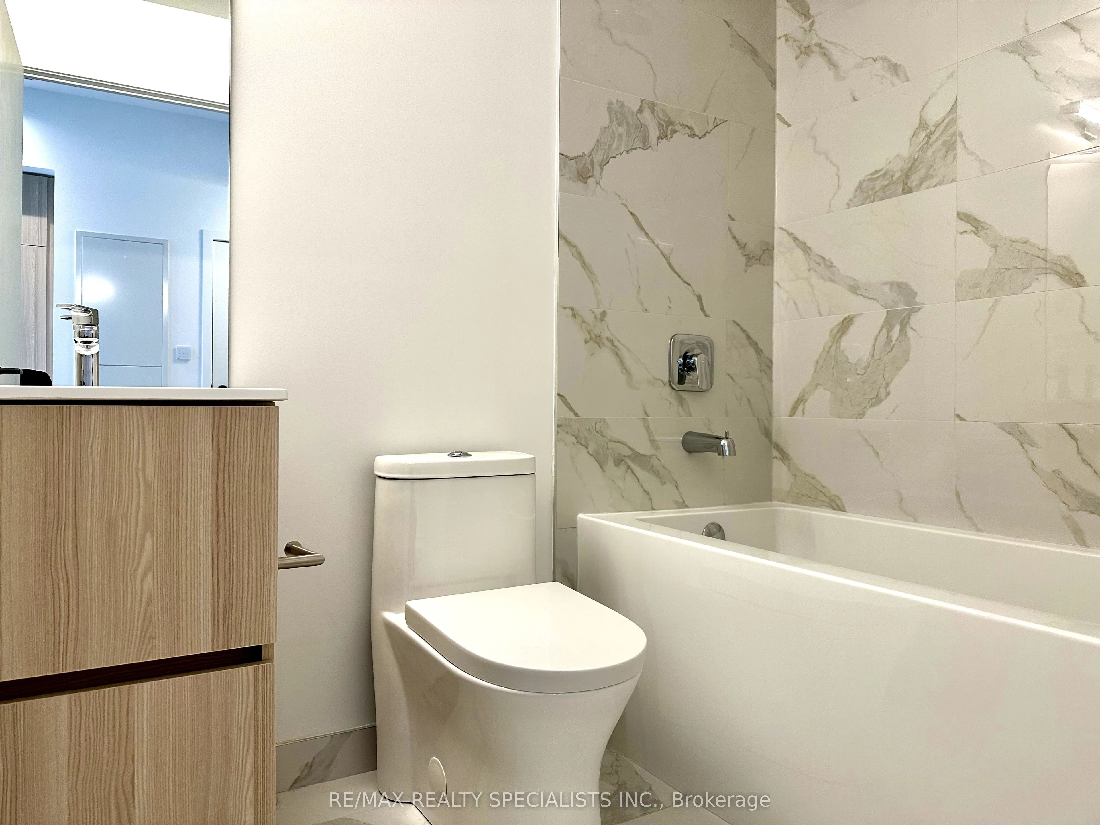 220 Missinnihe Way, #312