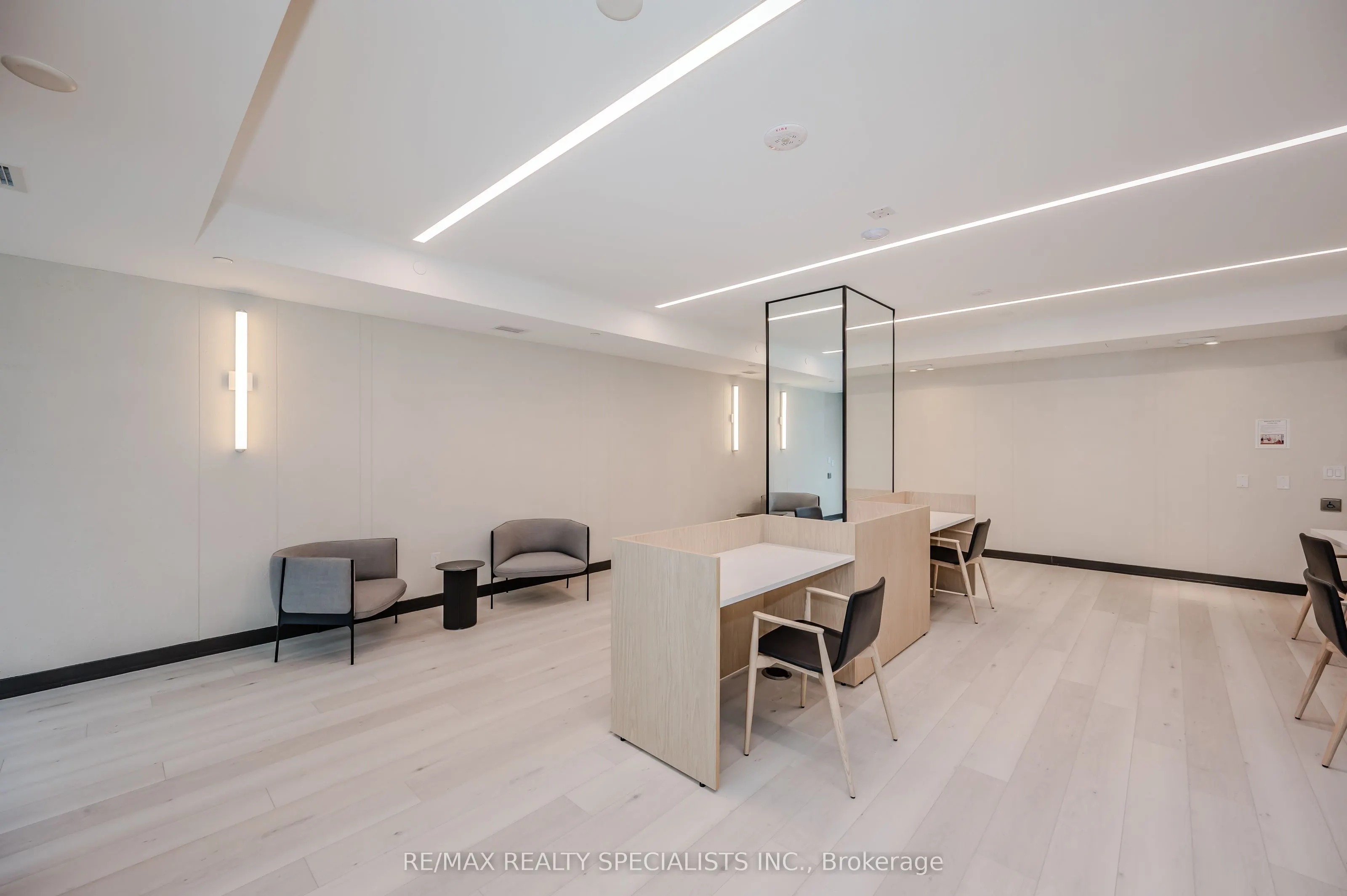 220 Missinnihe Way, #312