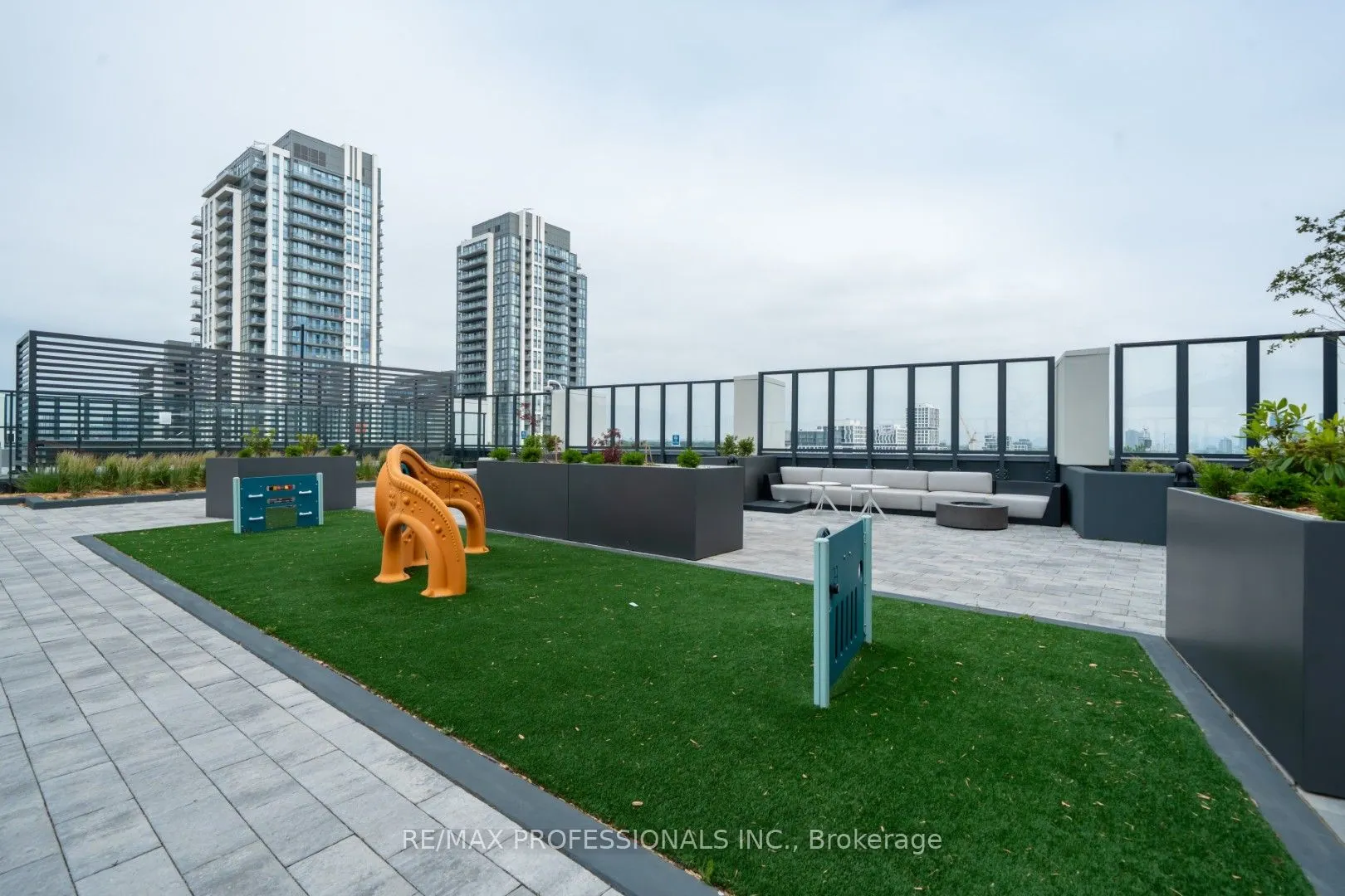 36 Zorra Street, #305