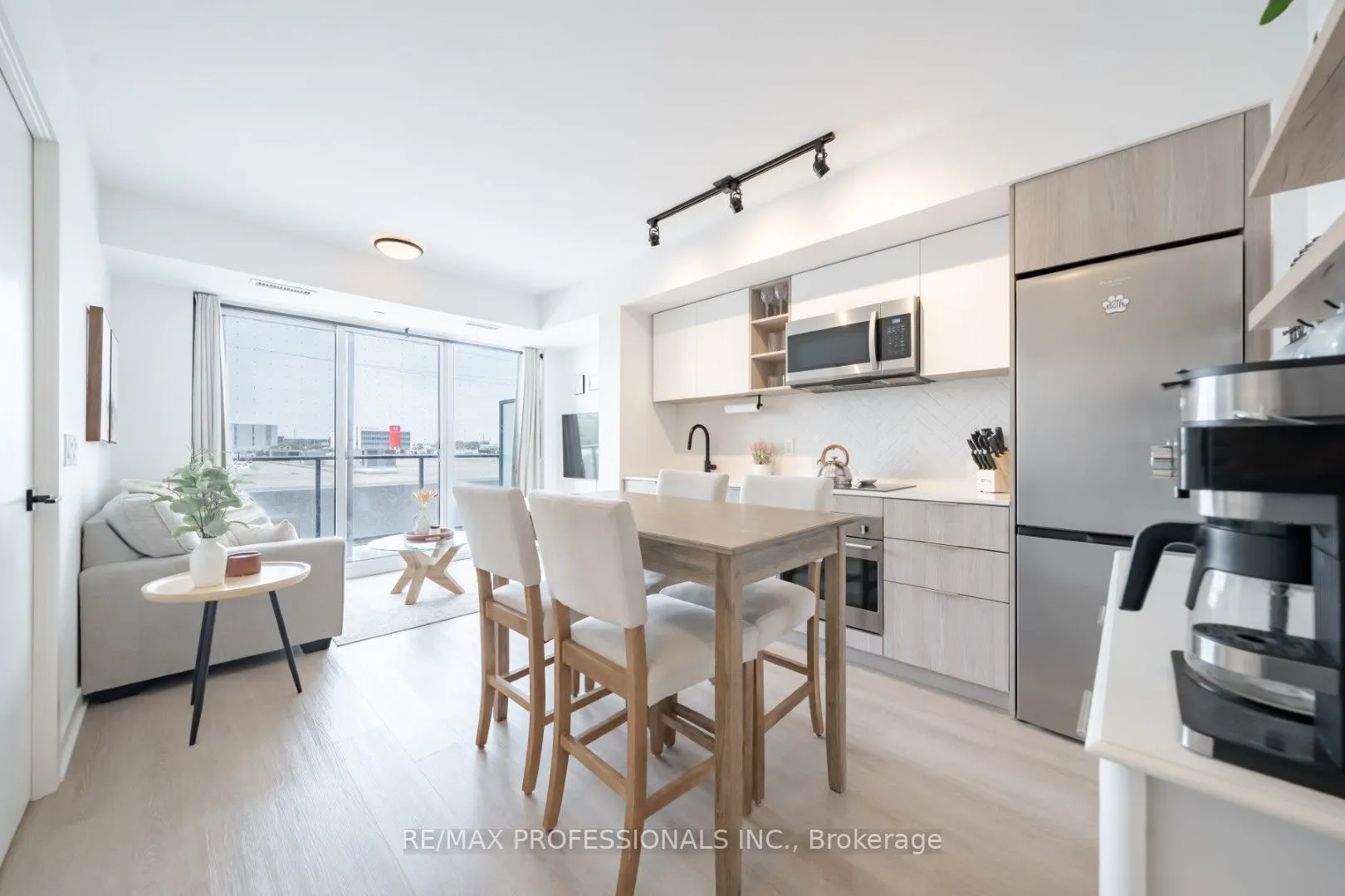 36 Zorra Street, #305