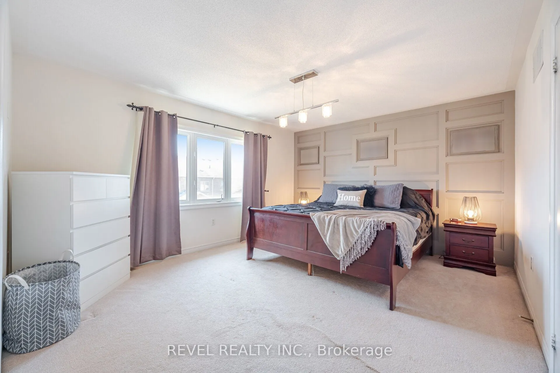 132 SWINDALE Drive