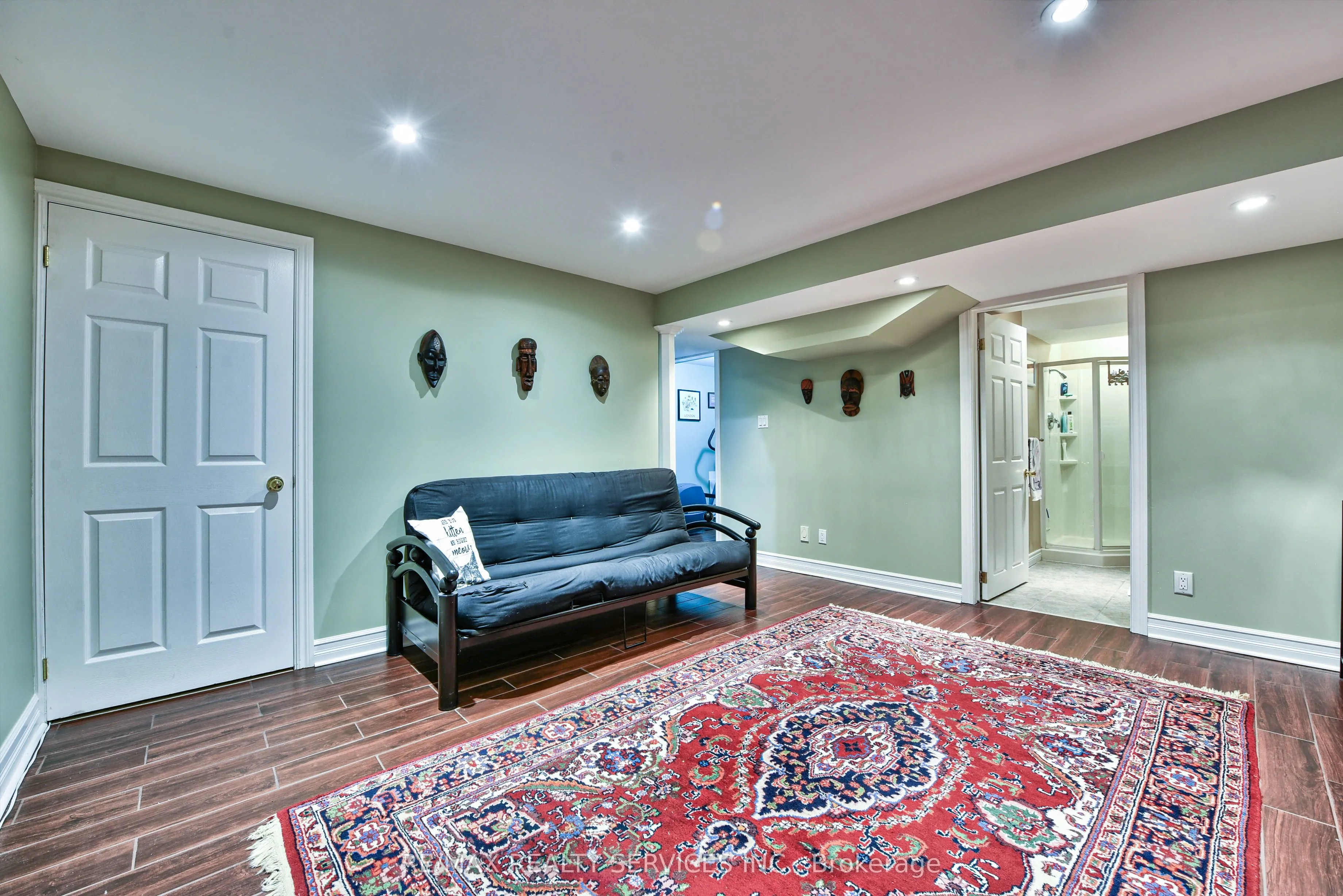 1 Daisy Court