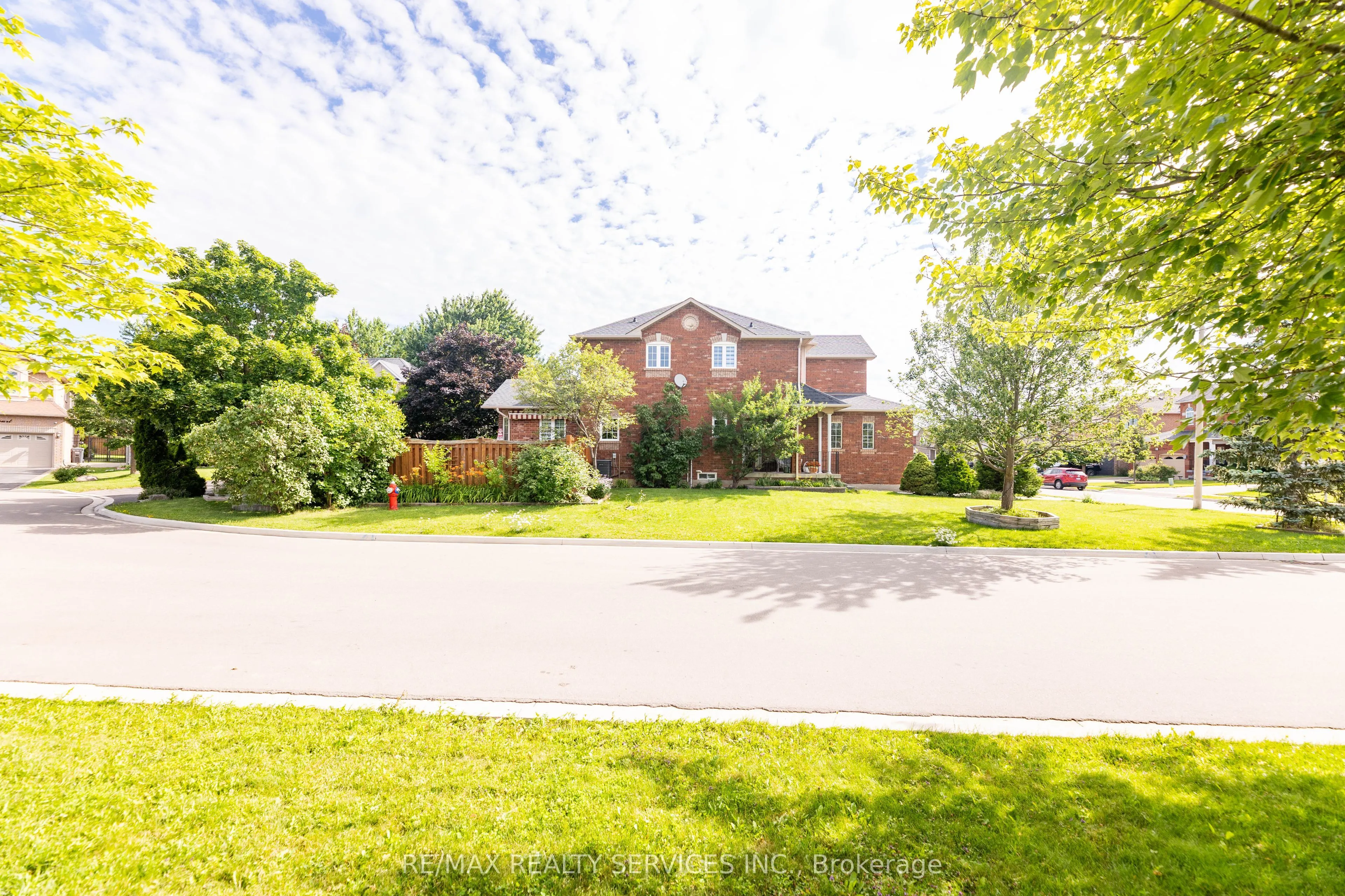 1 Daisy Court