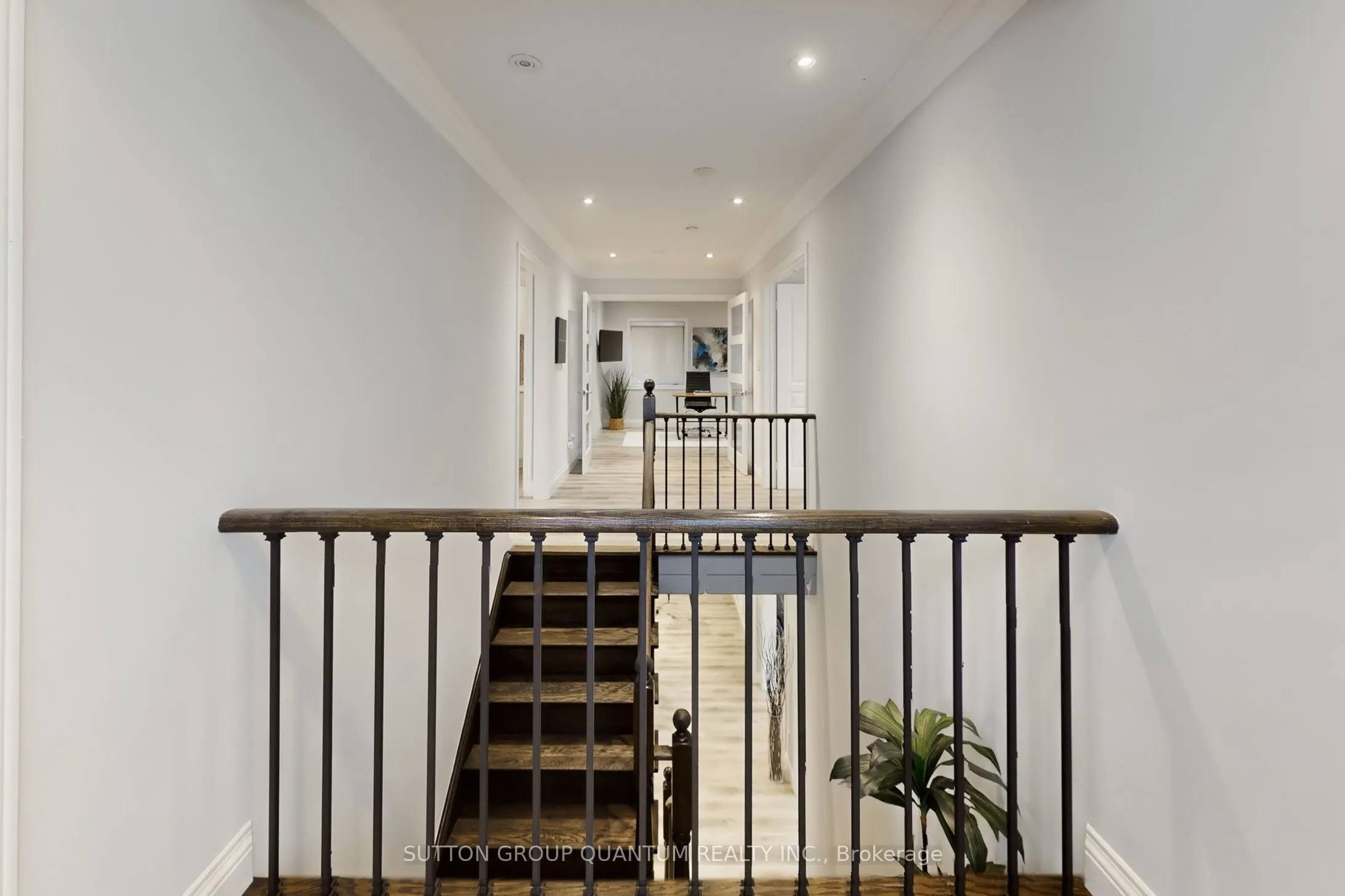 556 Bridgeview Road