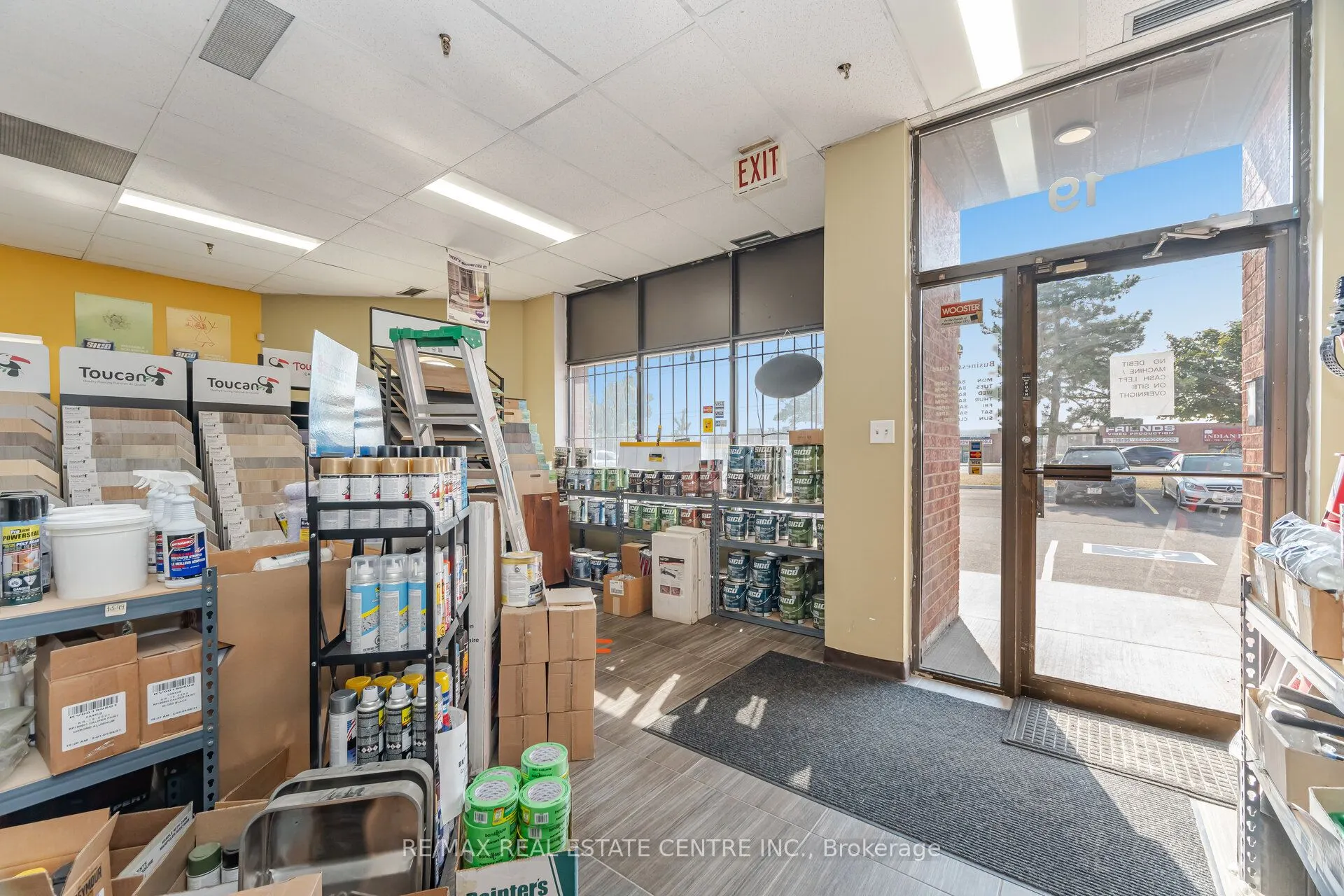 2074 Steeles Avenue E, #19