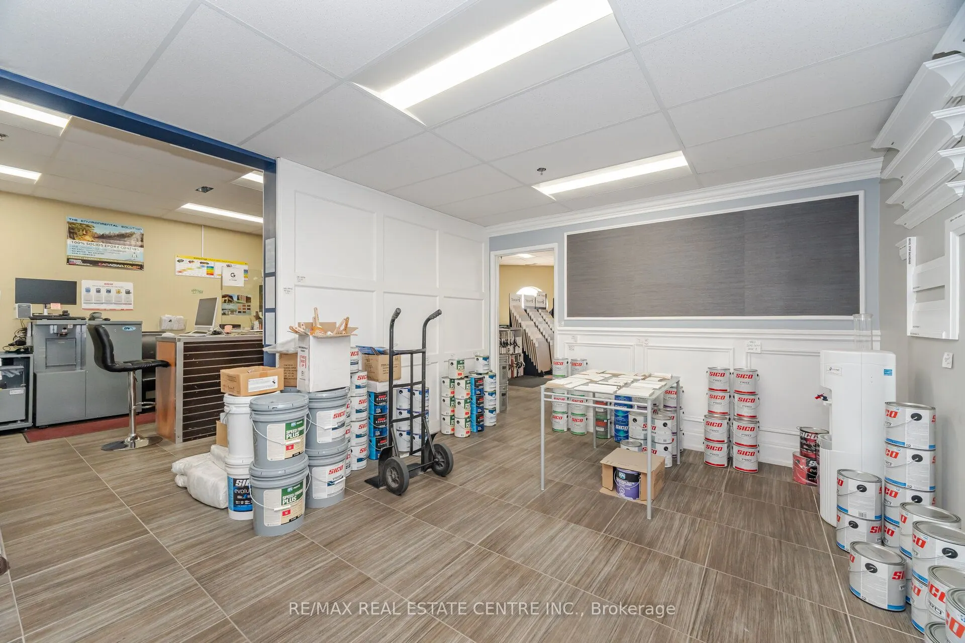 2074 Steeles Avenue E, #19