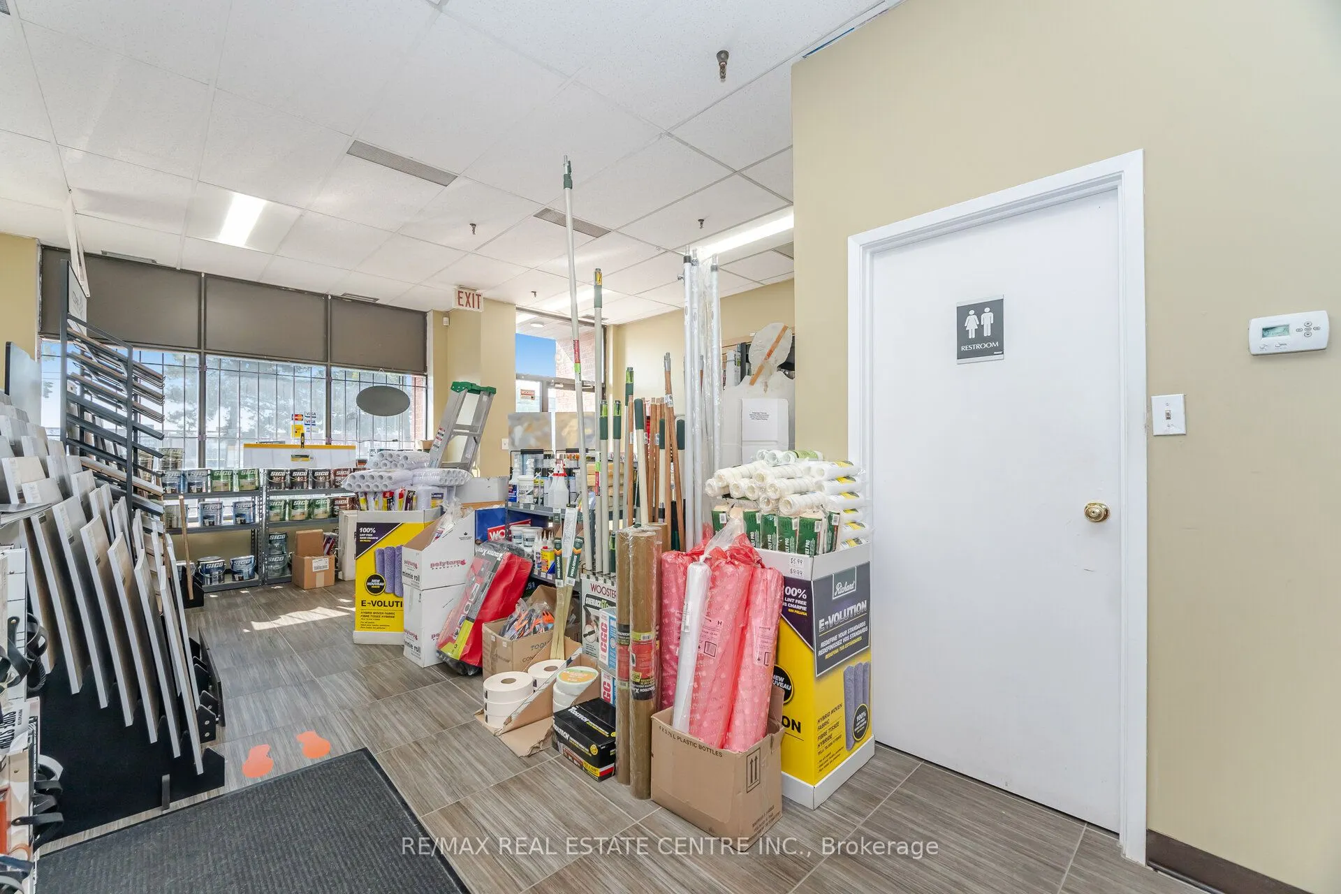 2074 Steeles Avenue E, #19
