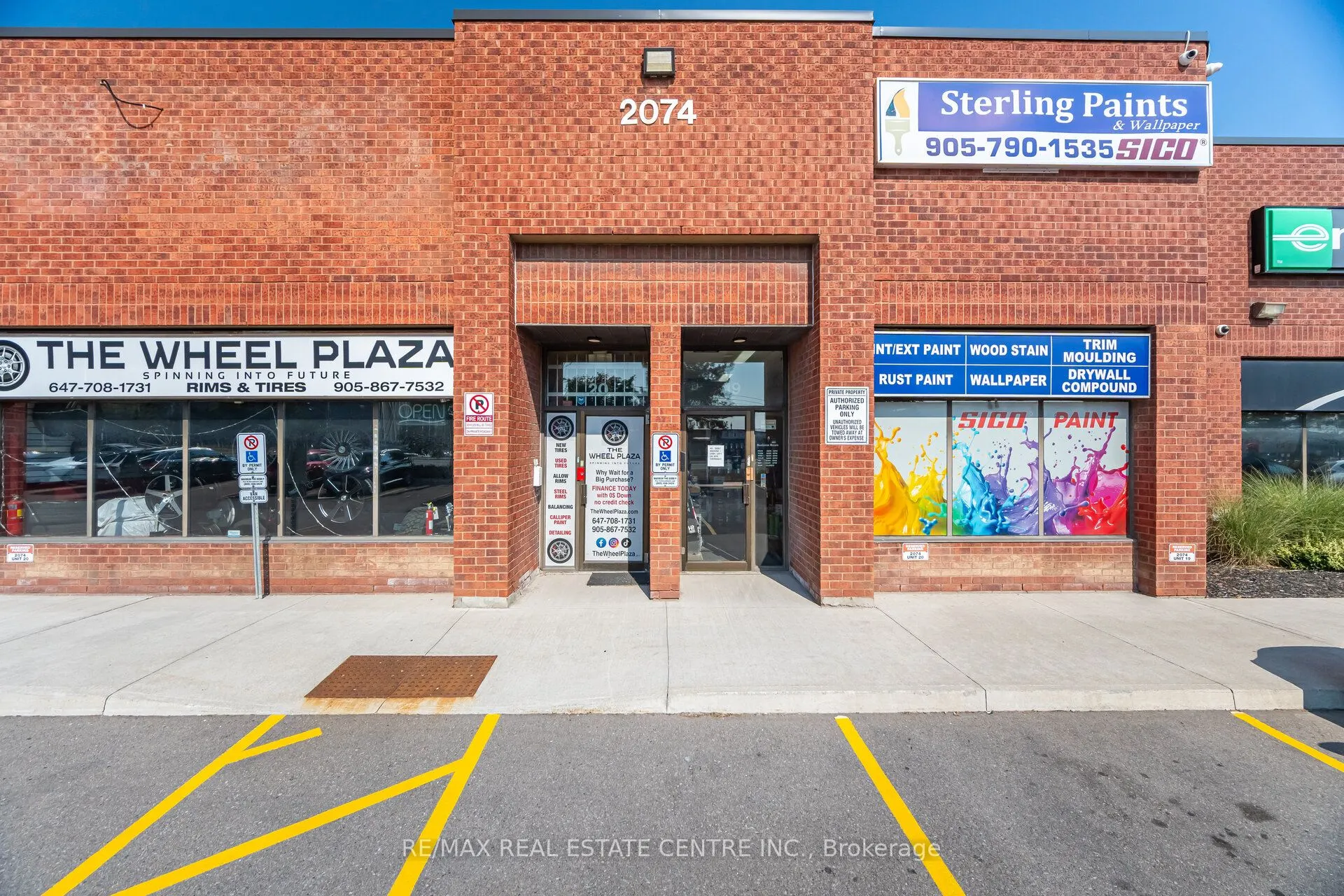 2074 Steeles Avenue E, #19