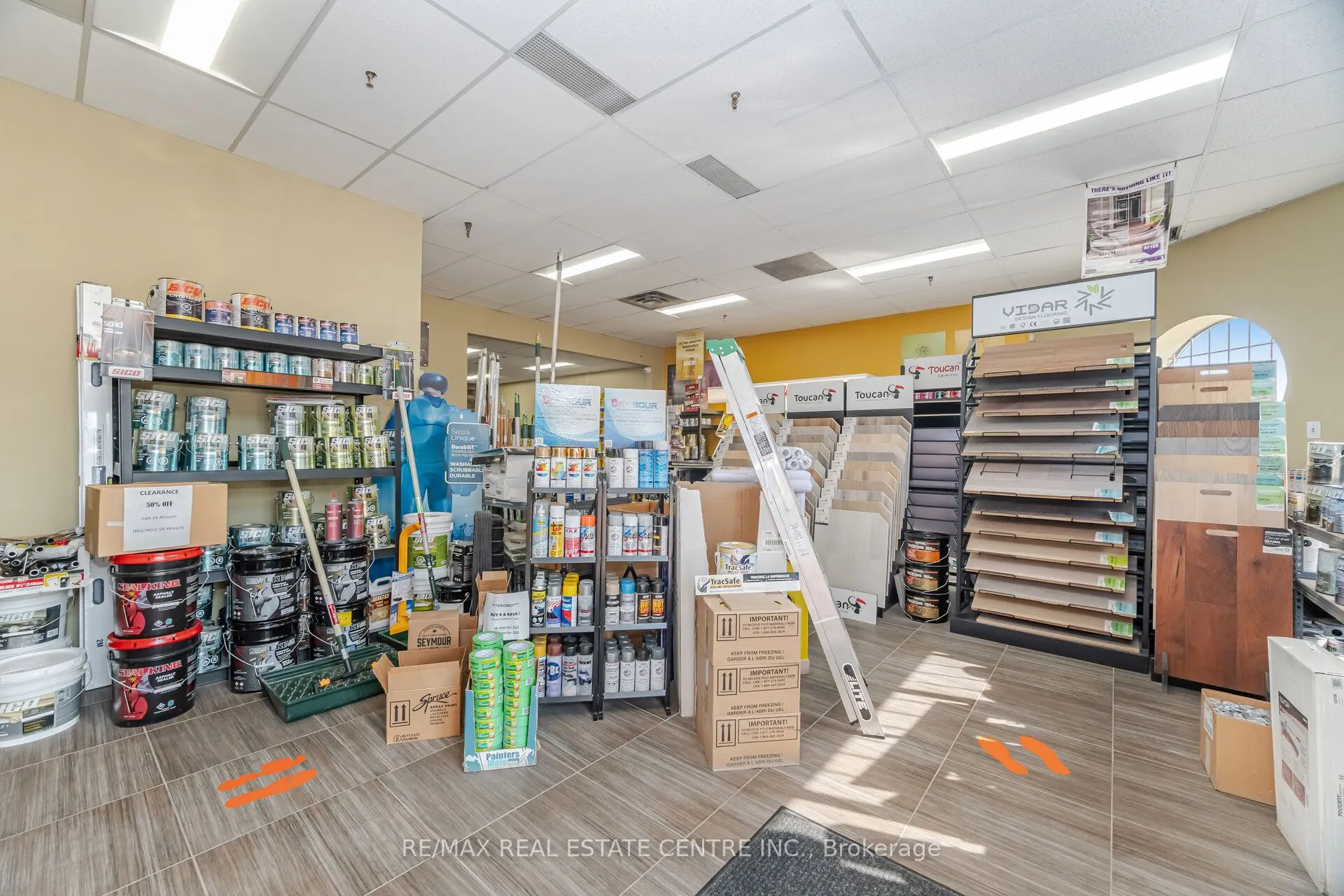 2074 Steeles Avenue E, #19