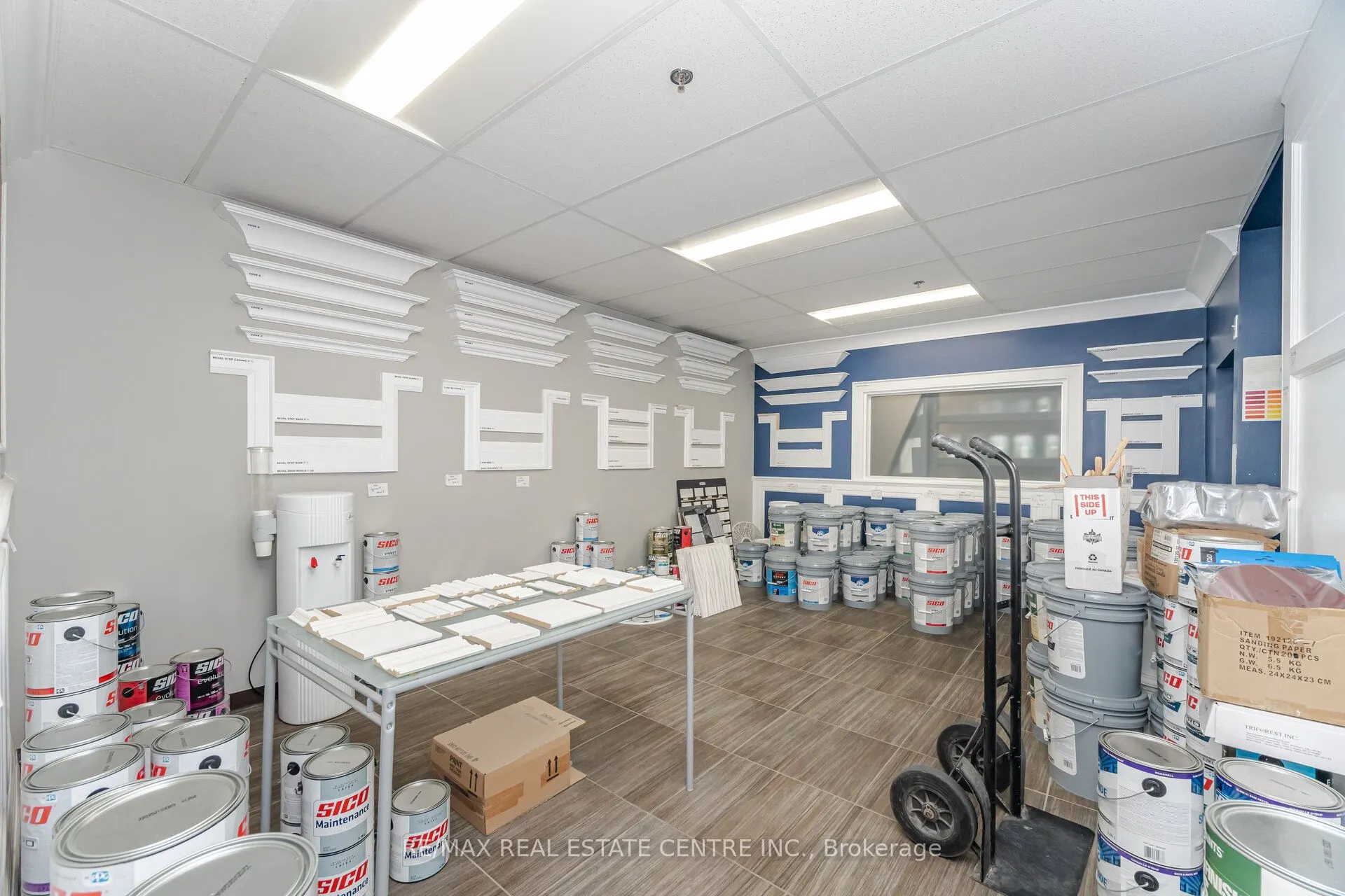 2074 Steeles Avenue E, #19