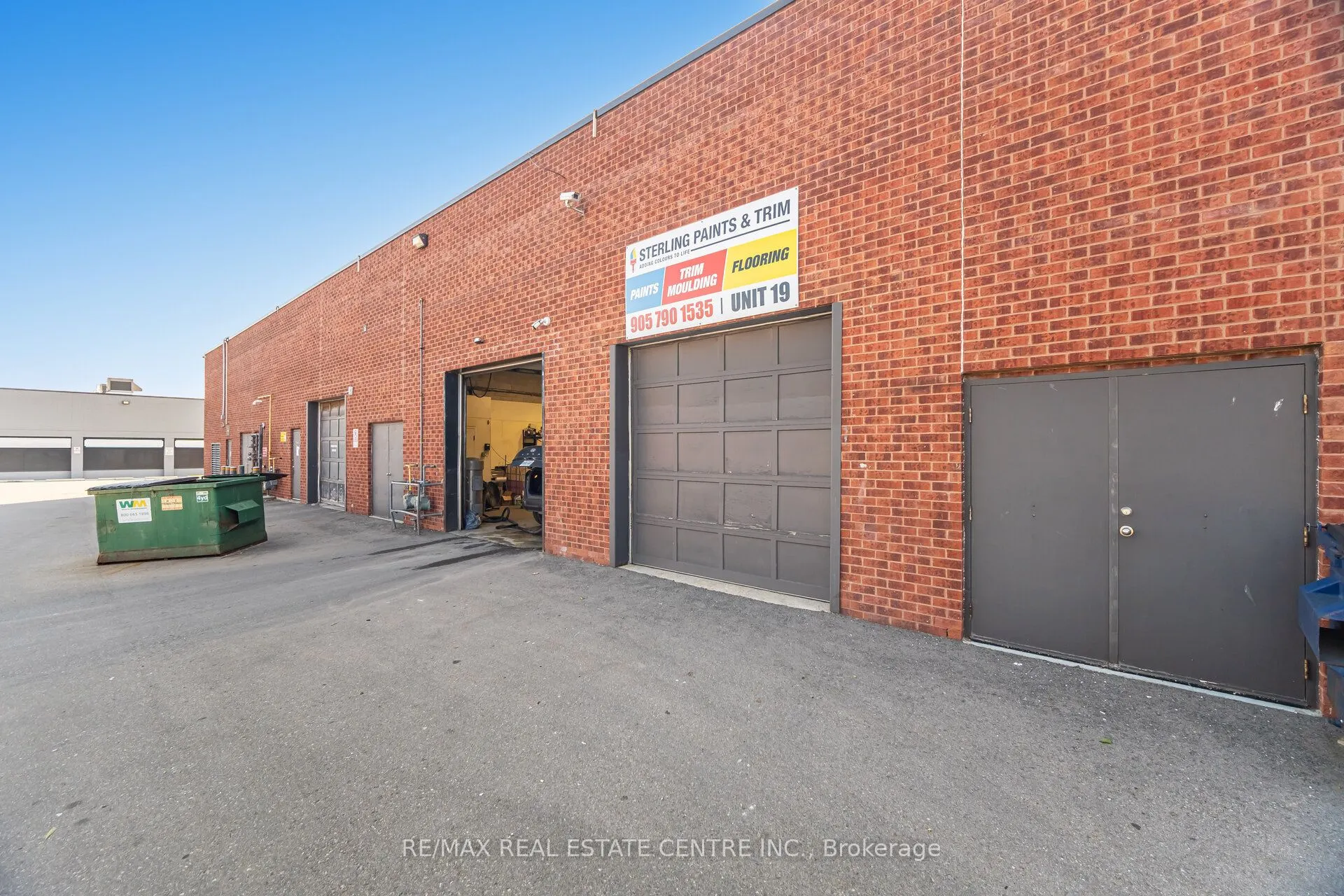 2074 Steeles Avenue E, #19