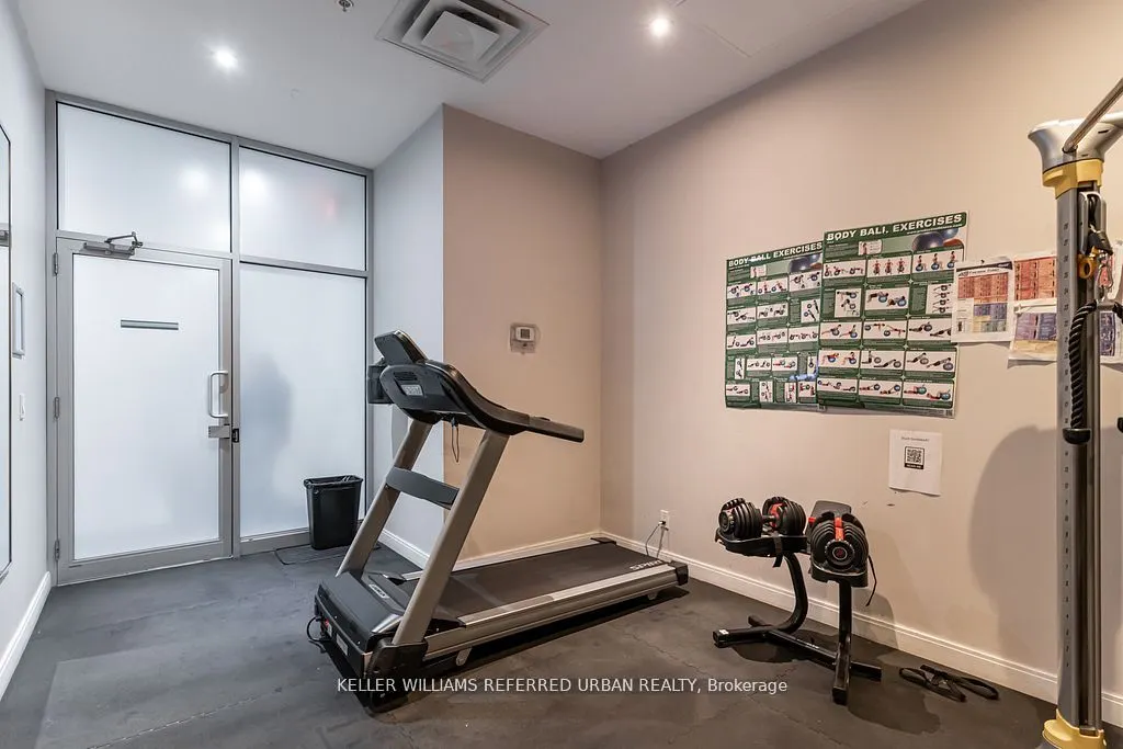 760 The Queensway, #209