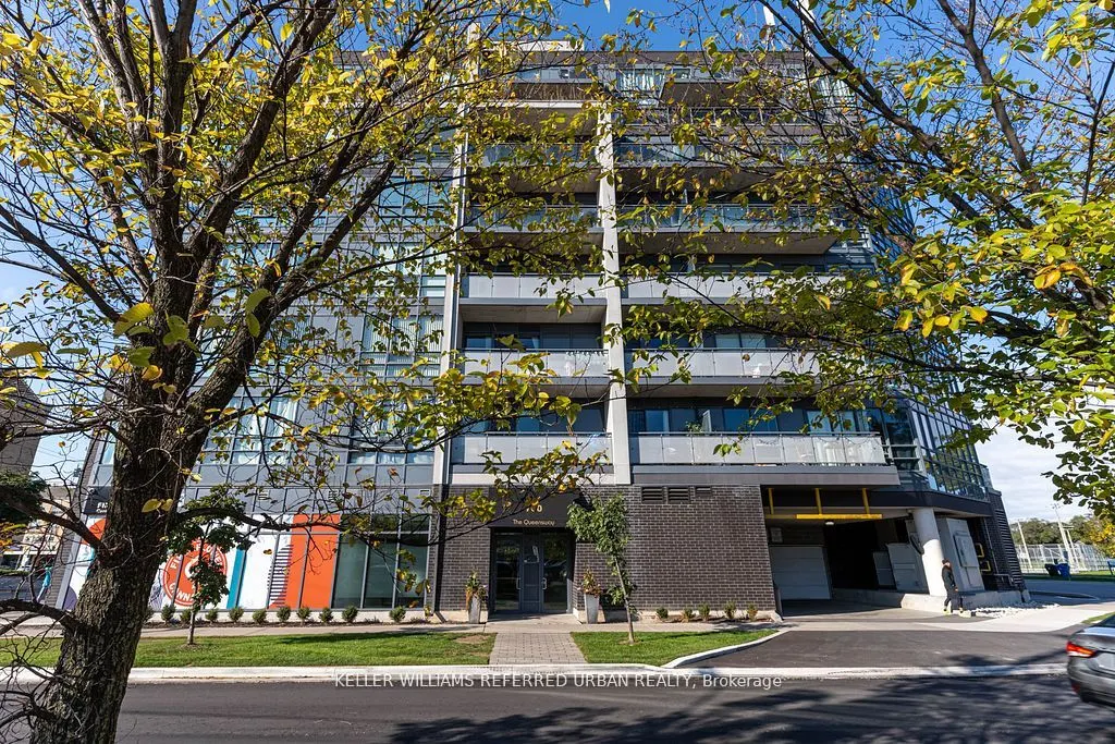 760 The Queensway, #209