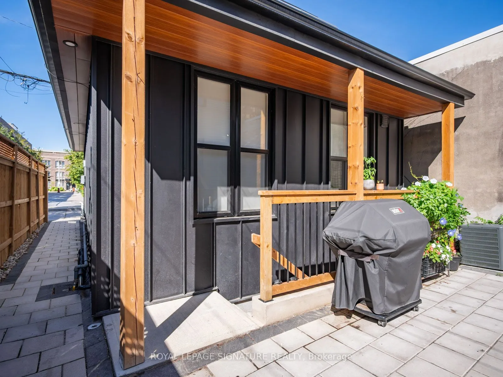 202 Perth Avenue, #Lower