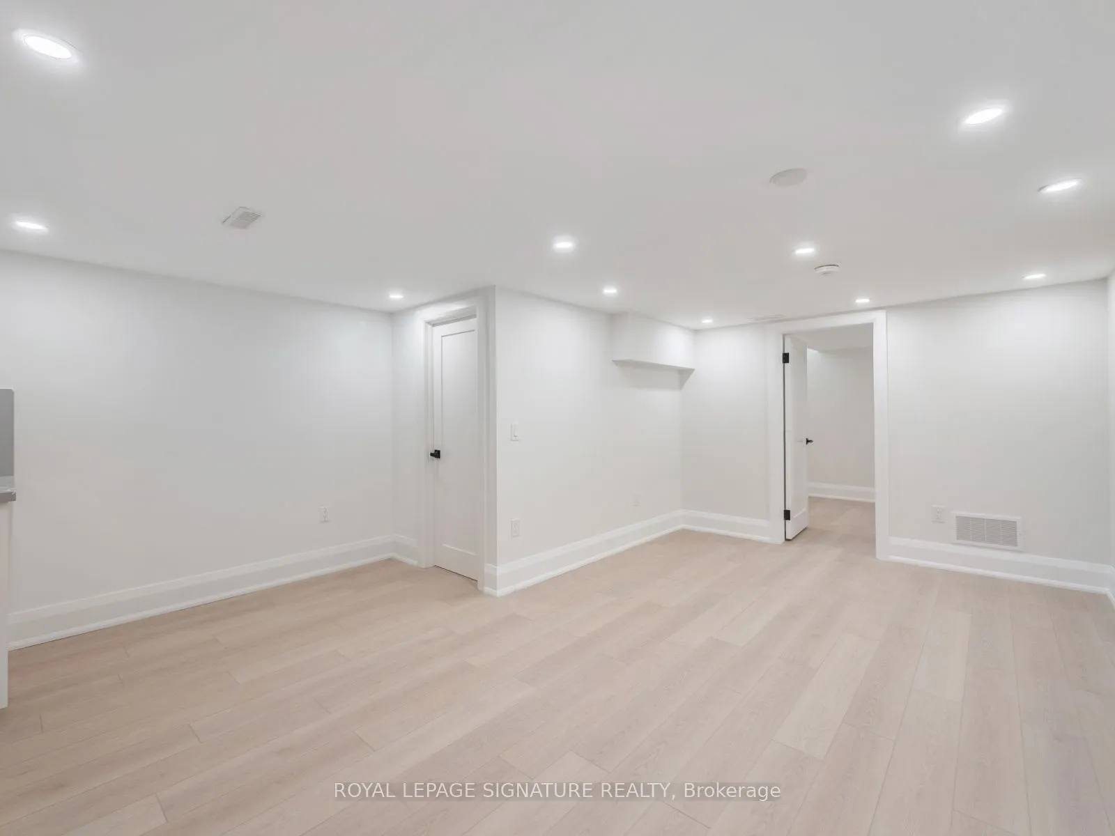 202 Perth Avenue, #Lower