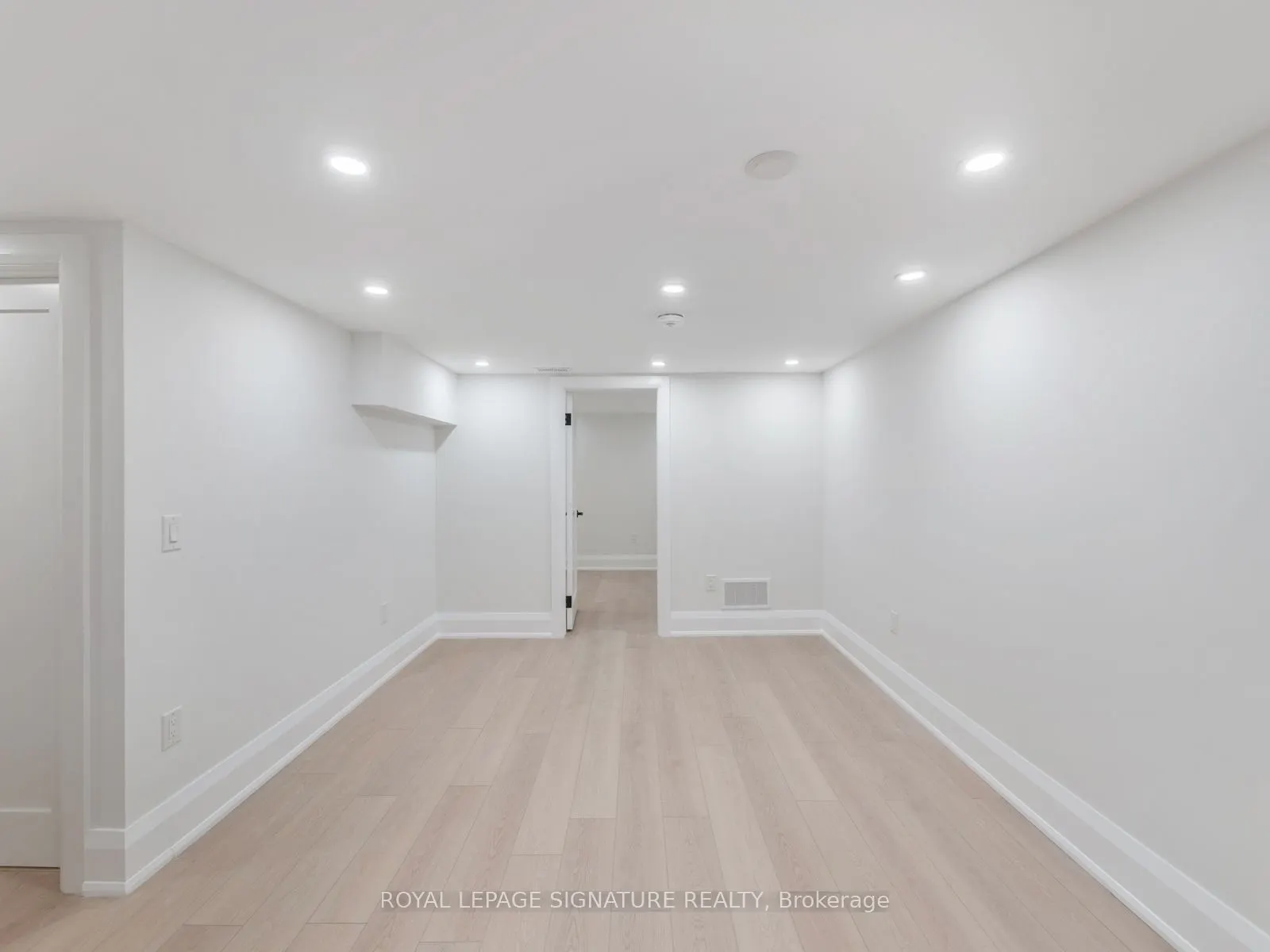 202 Perth Avenue, #Lower