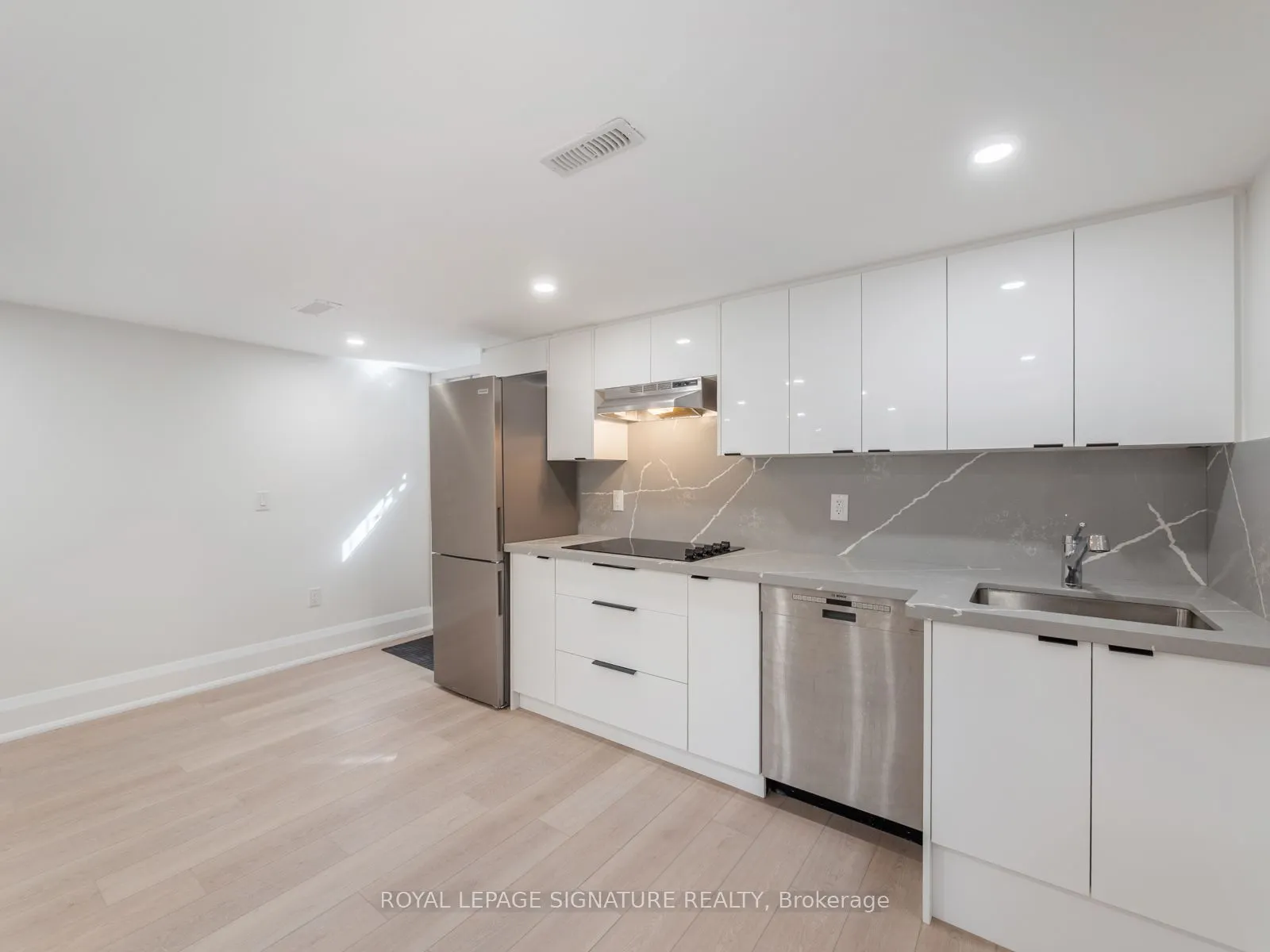 202 Perth Avenue, #Lower