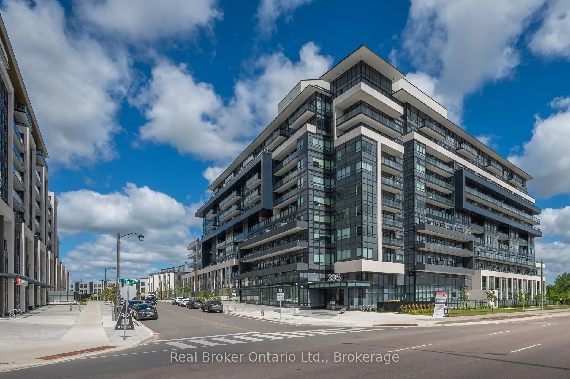 395 Dundas Street, #718