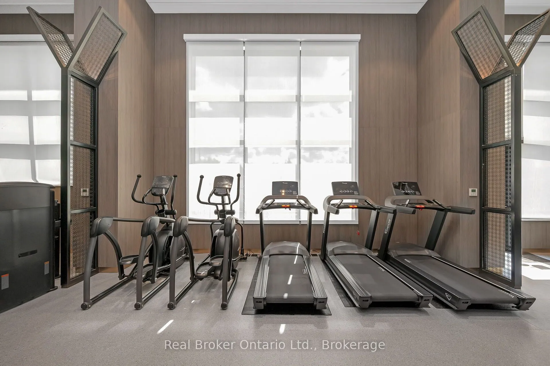 395 Dundas Street, #718
