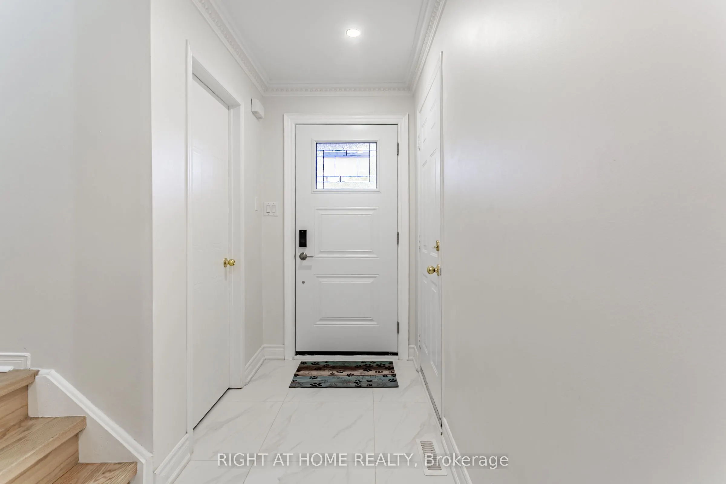 5223 Fairford Crescent, #67