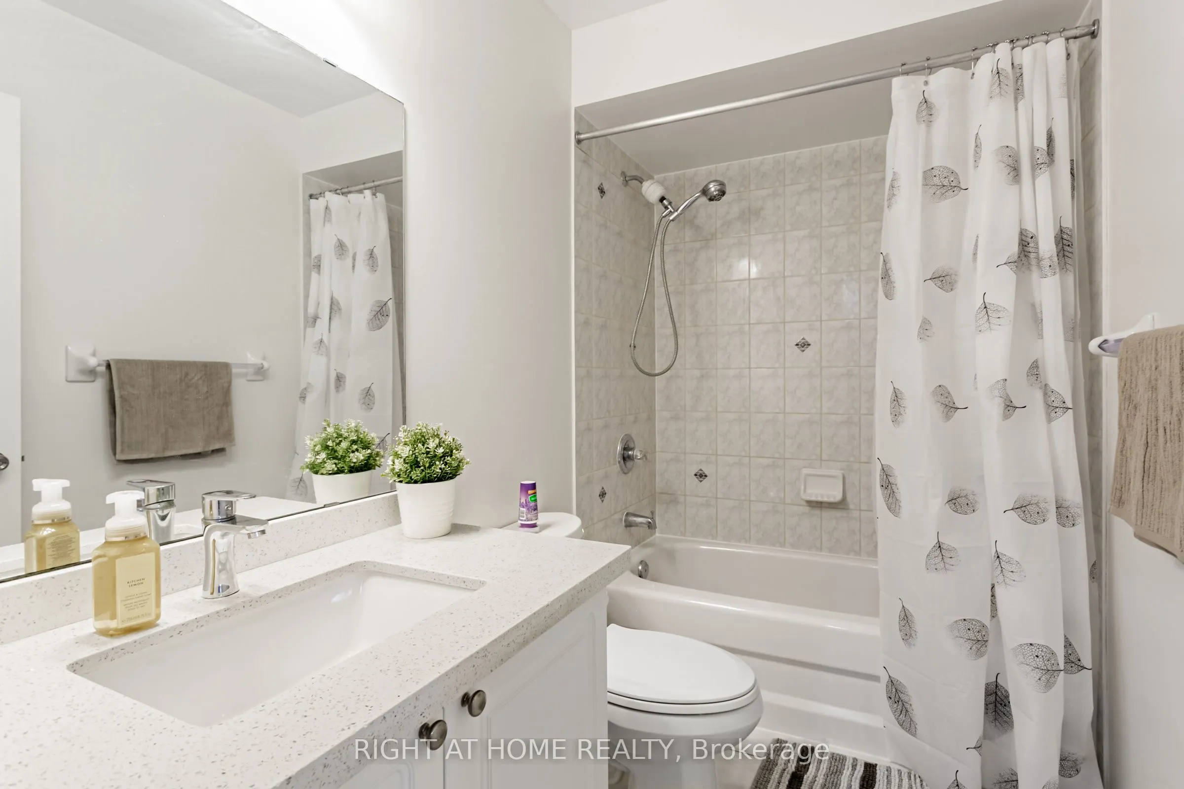 5223 Fairford Crescent, #67