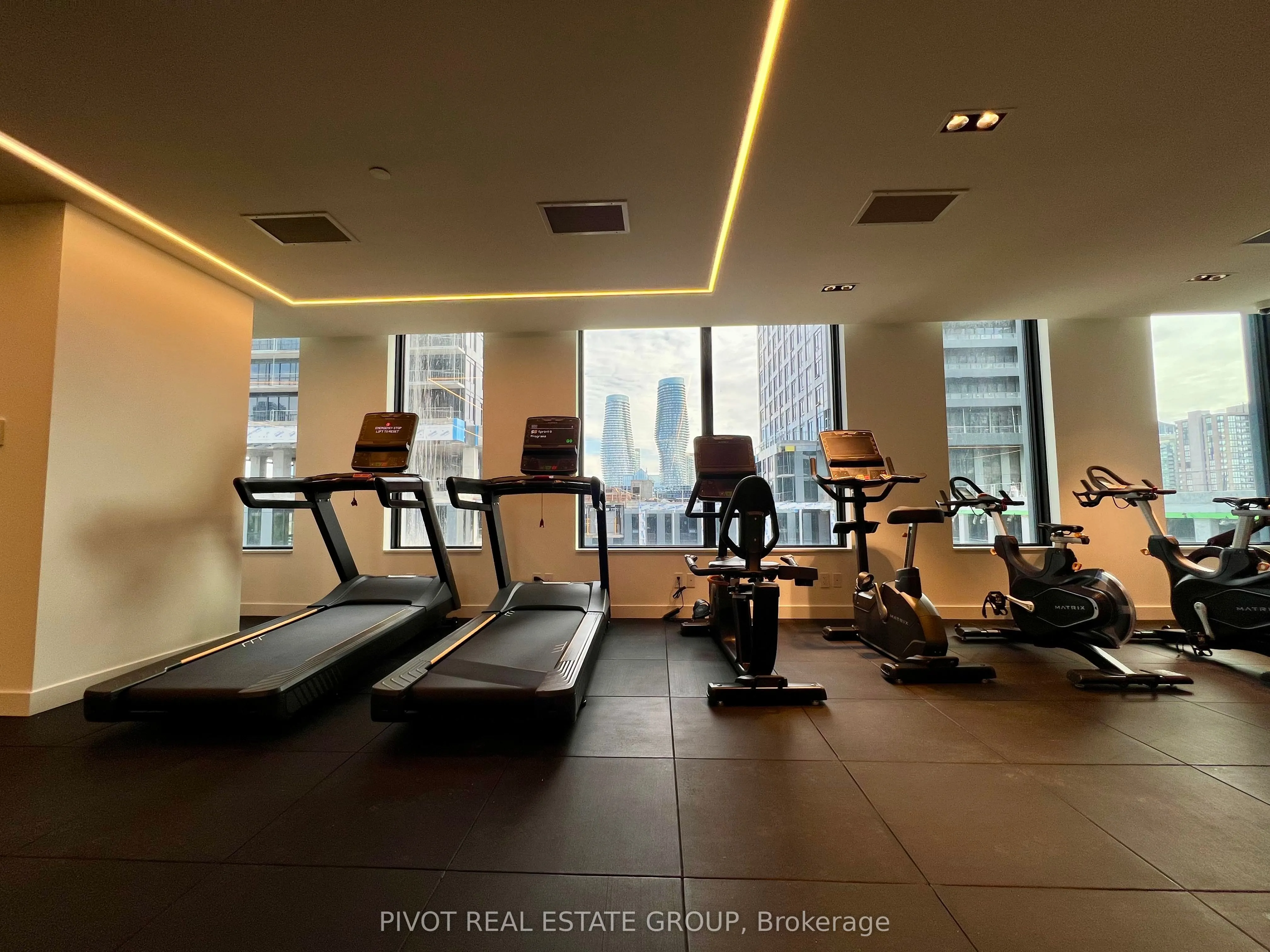 4015 The Exchange, #1811