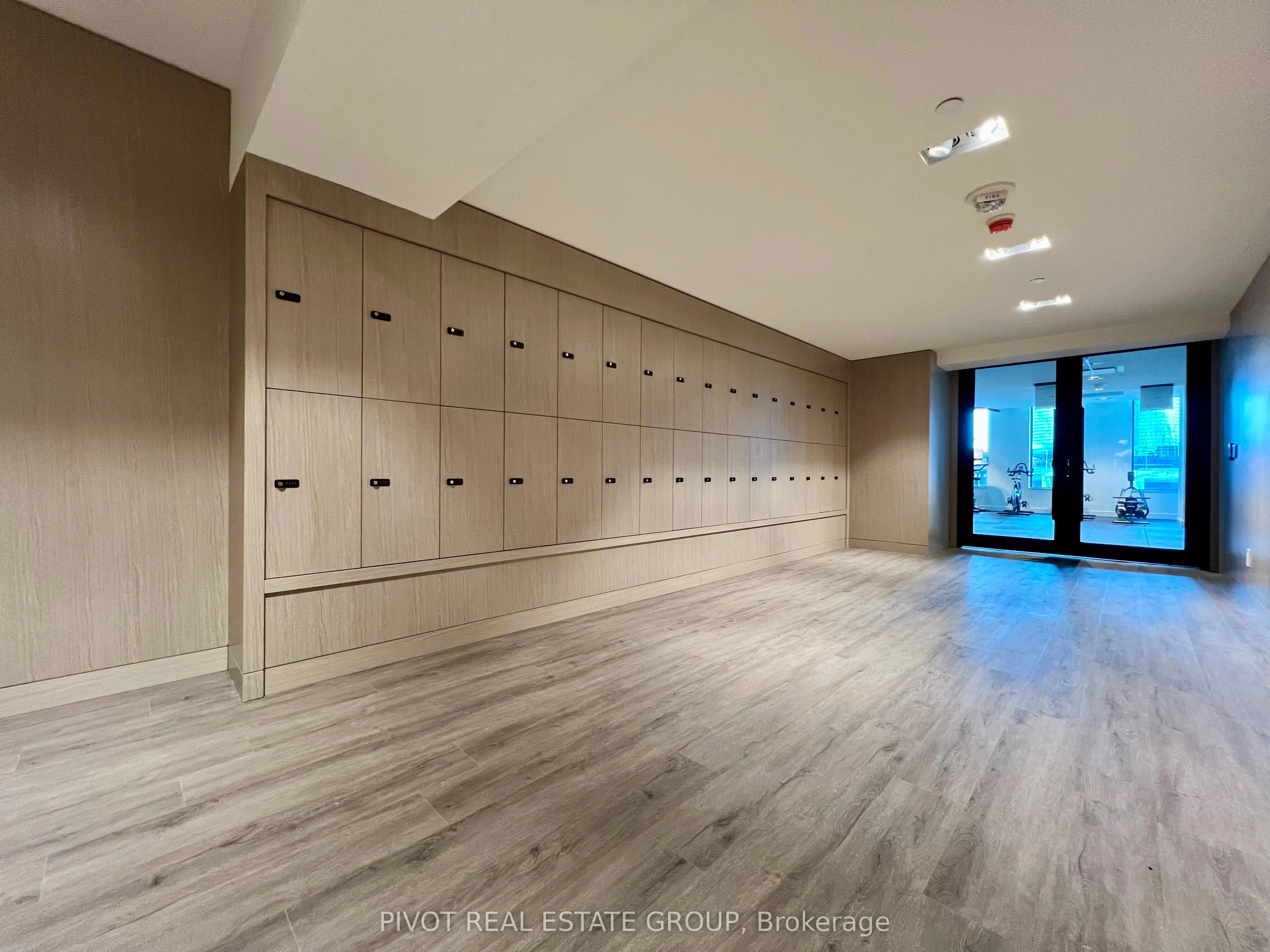 4015 The Exchange, #1811