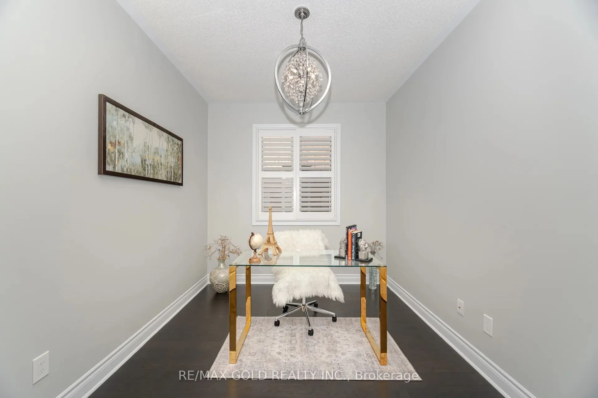 15 Henry Wilson Drive