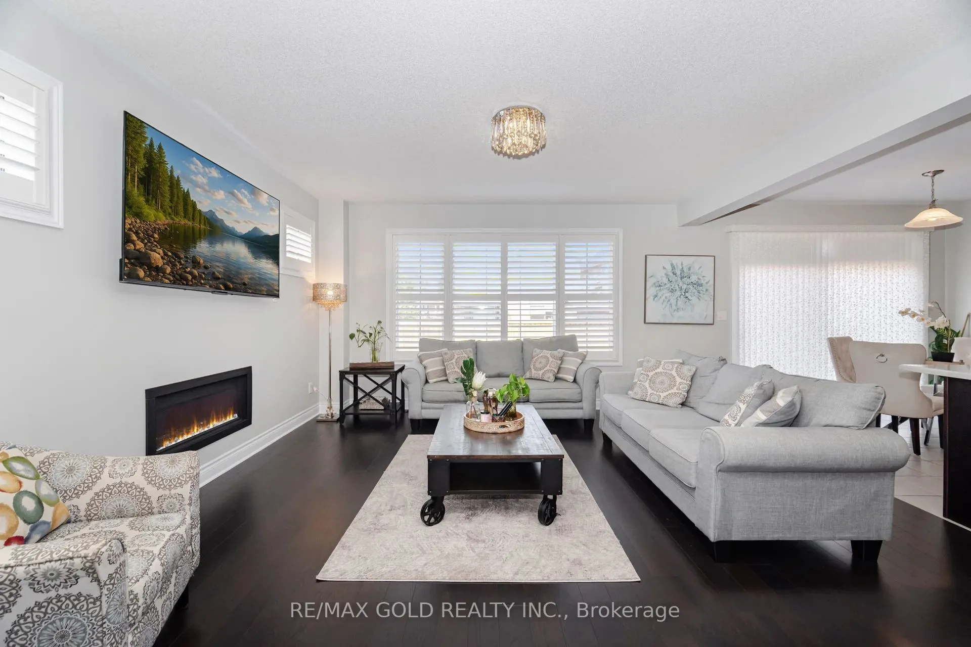 15 Henry Wilson Drive