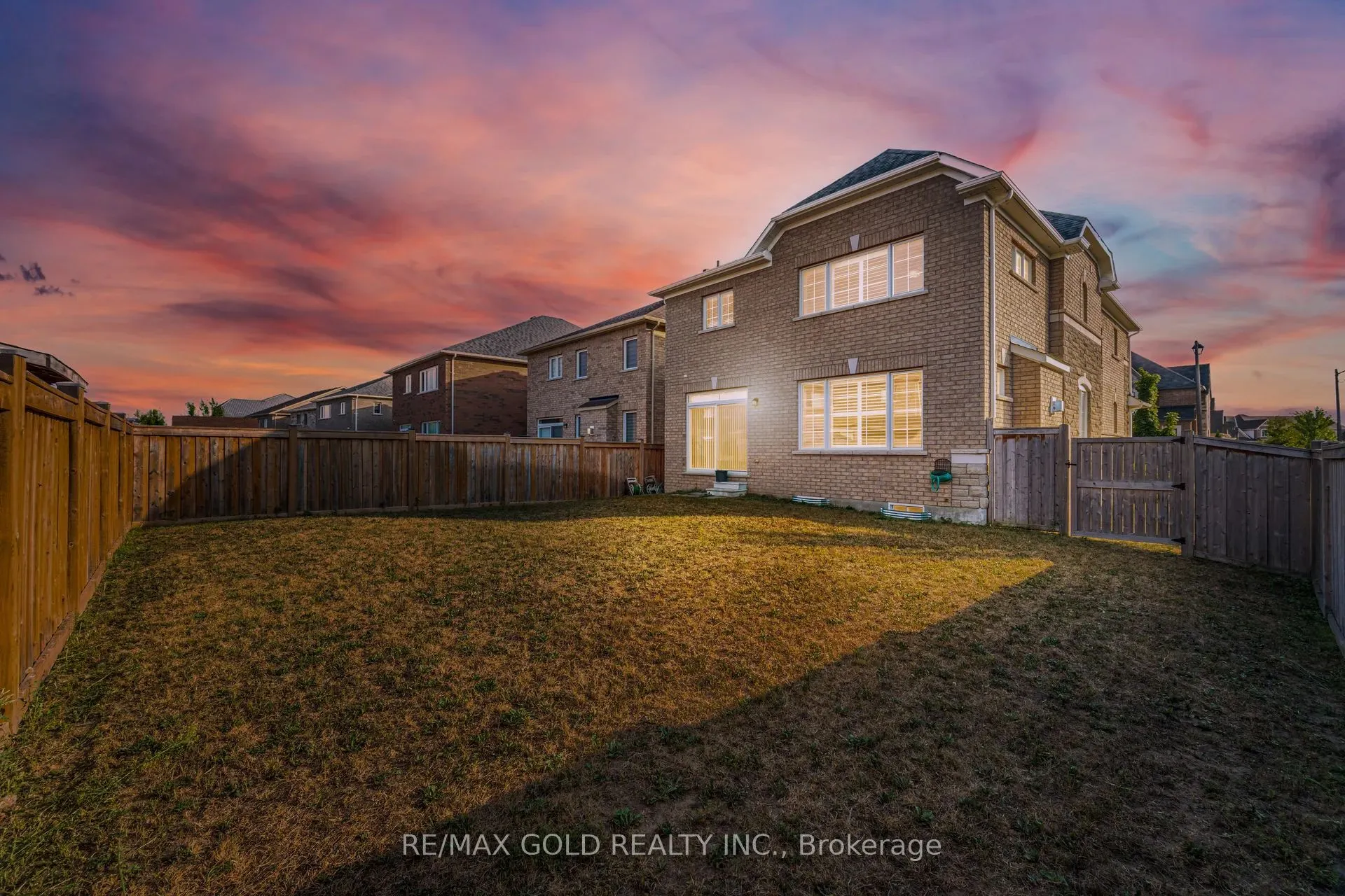 15 Henry Wilson Drive