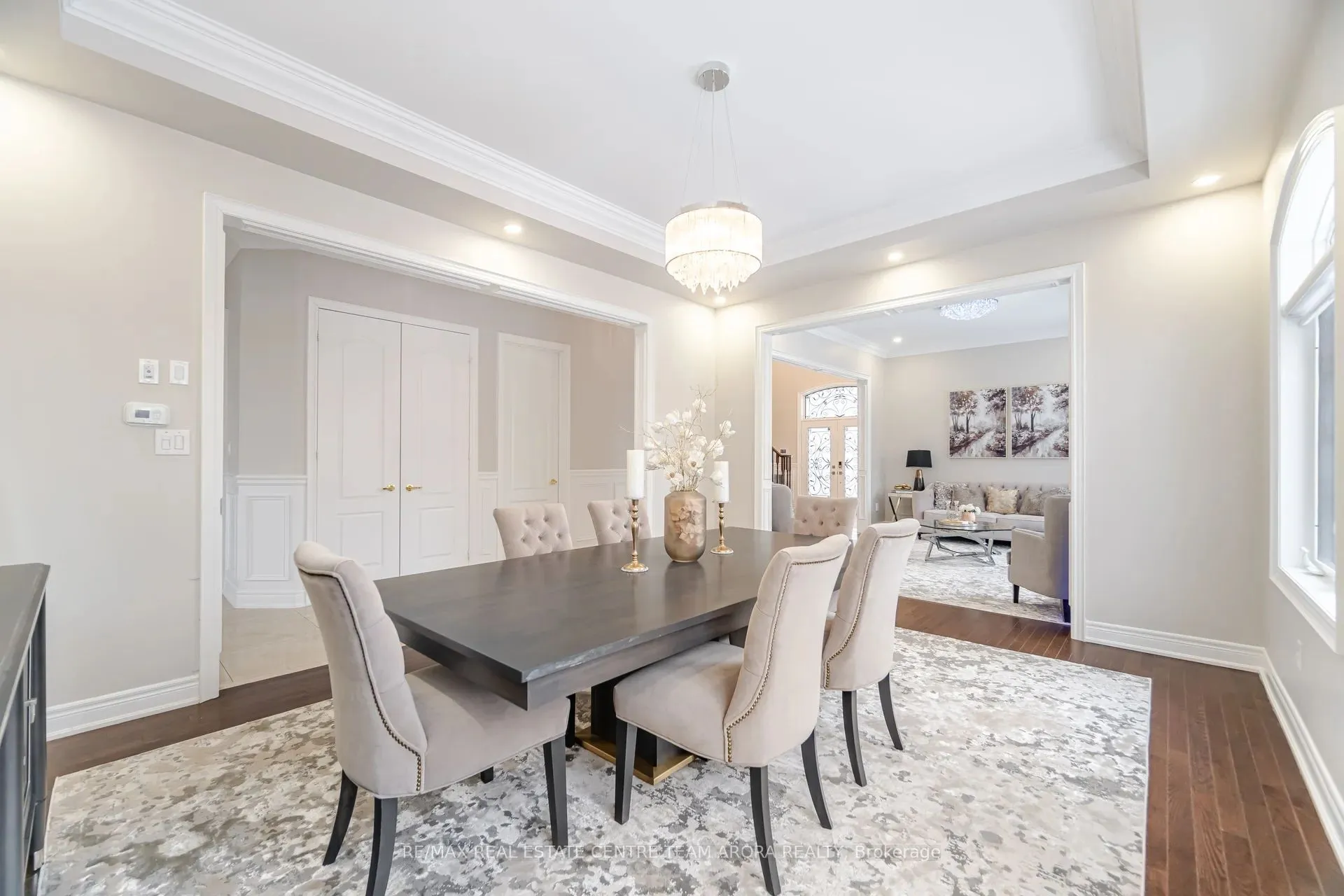 54 Berkwood Hollow Court