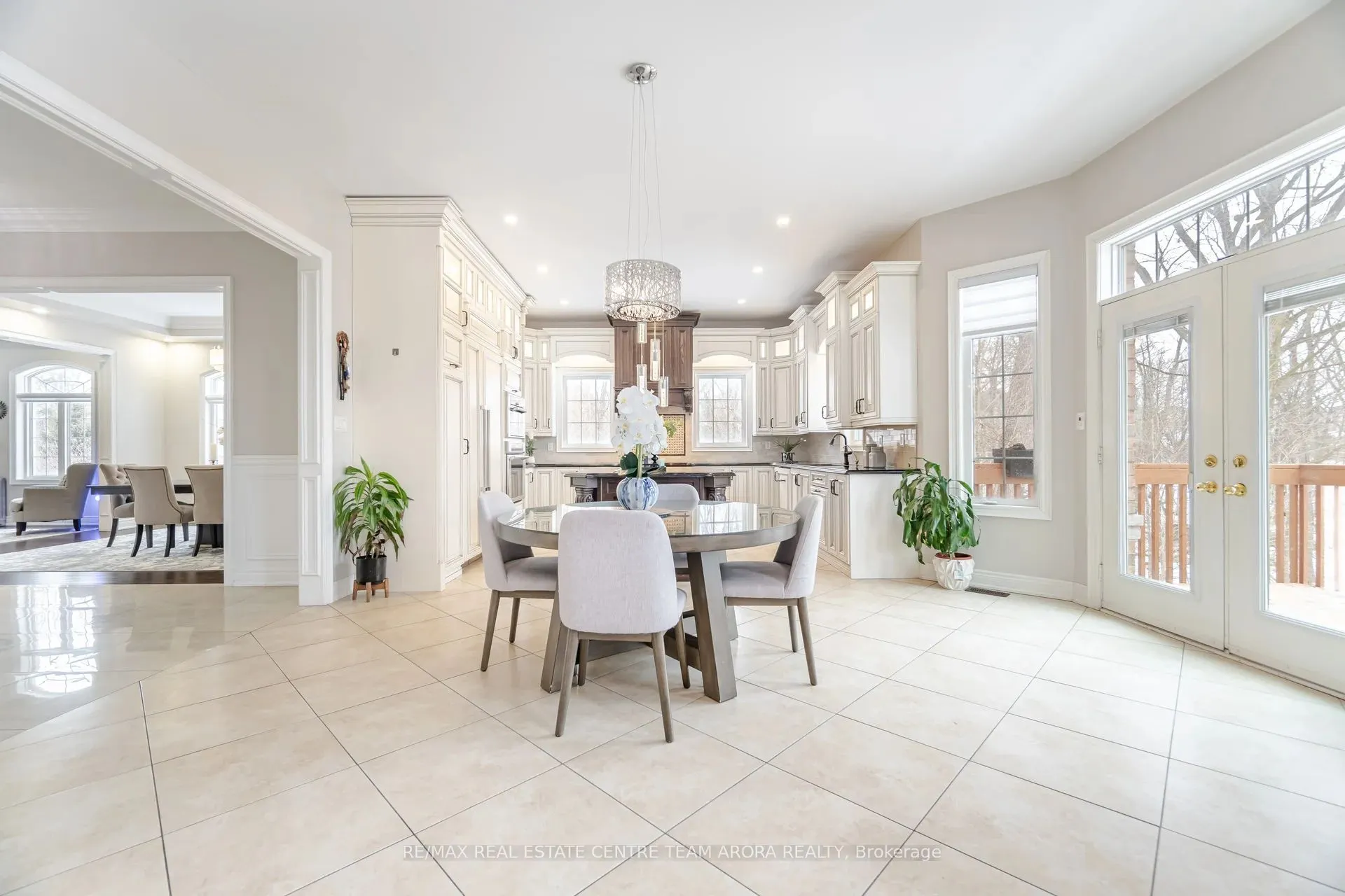 54 Berkwood Hollow Court