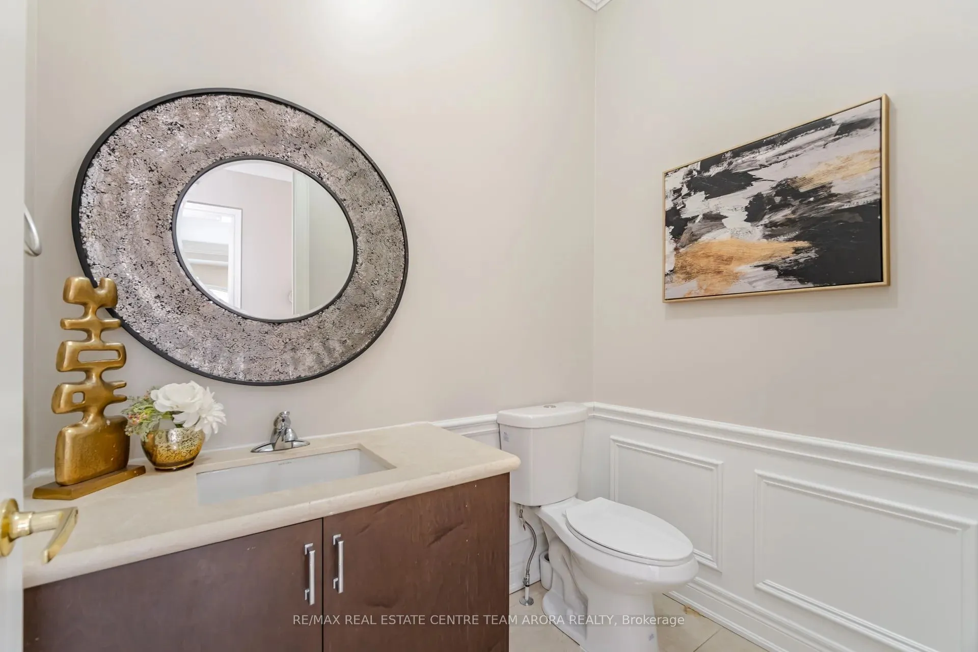 54 Berkwood Hollow Court