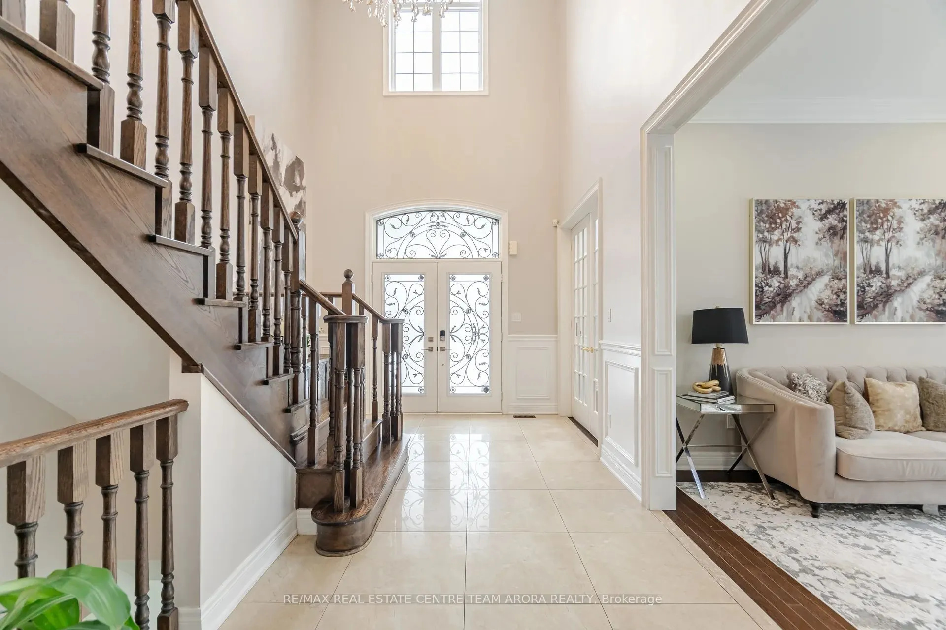 54 Berkwood Hollow Court