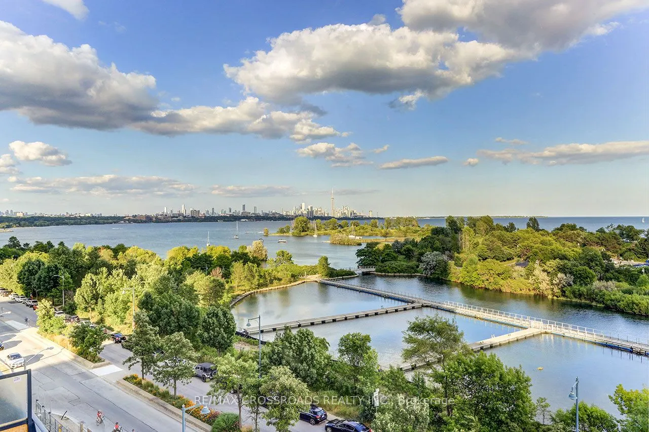 20 Shore Breeze Drive S, #513