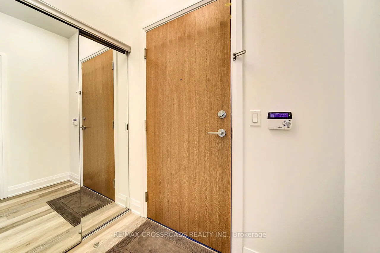 20 Shore Breeze Drive S, #513