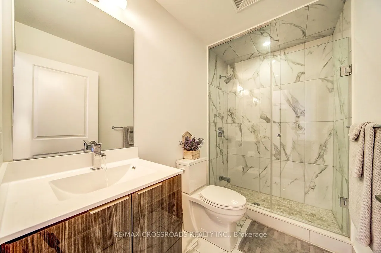 20 Shore Breeze Drive S, #513