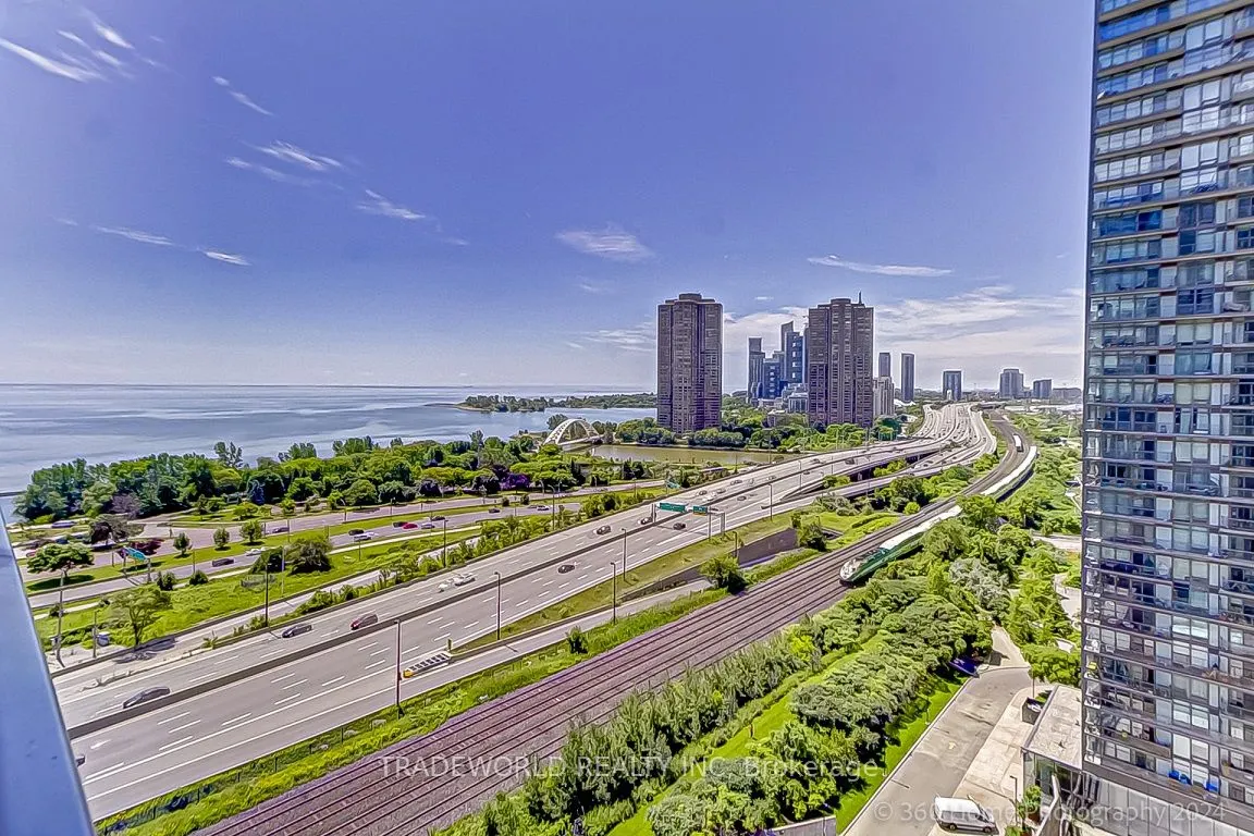 103 The Queensway Avenue, #1607
