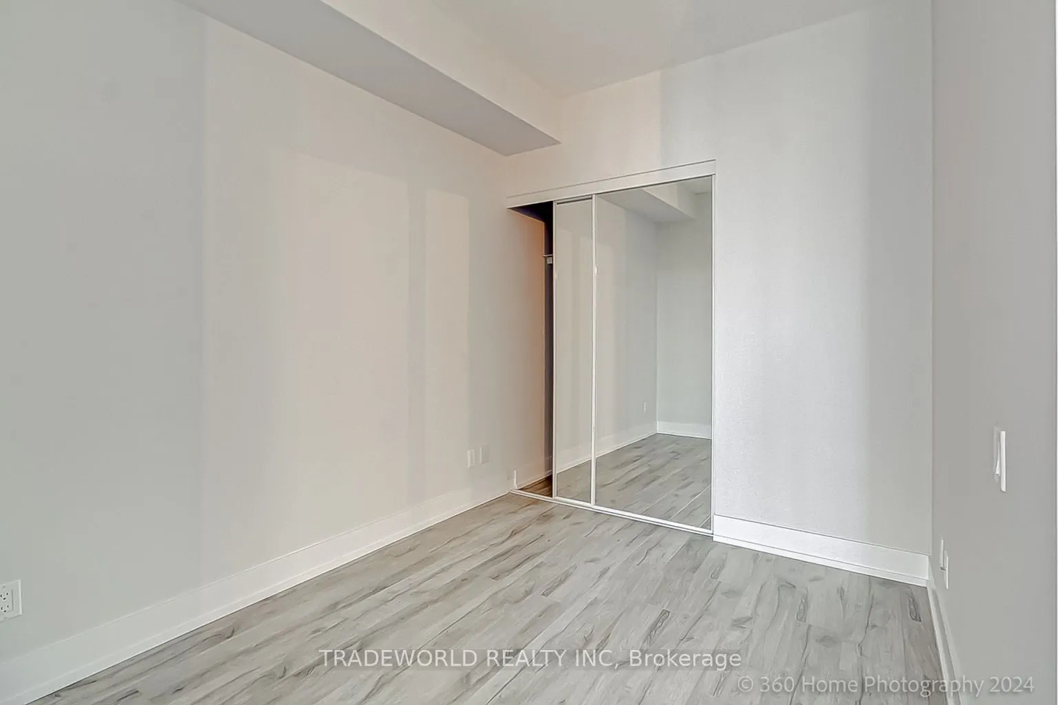 103 The Queensway Avenue, #1607