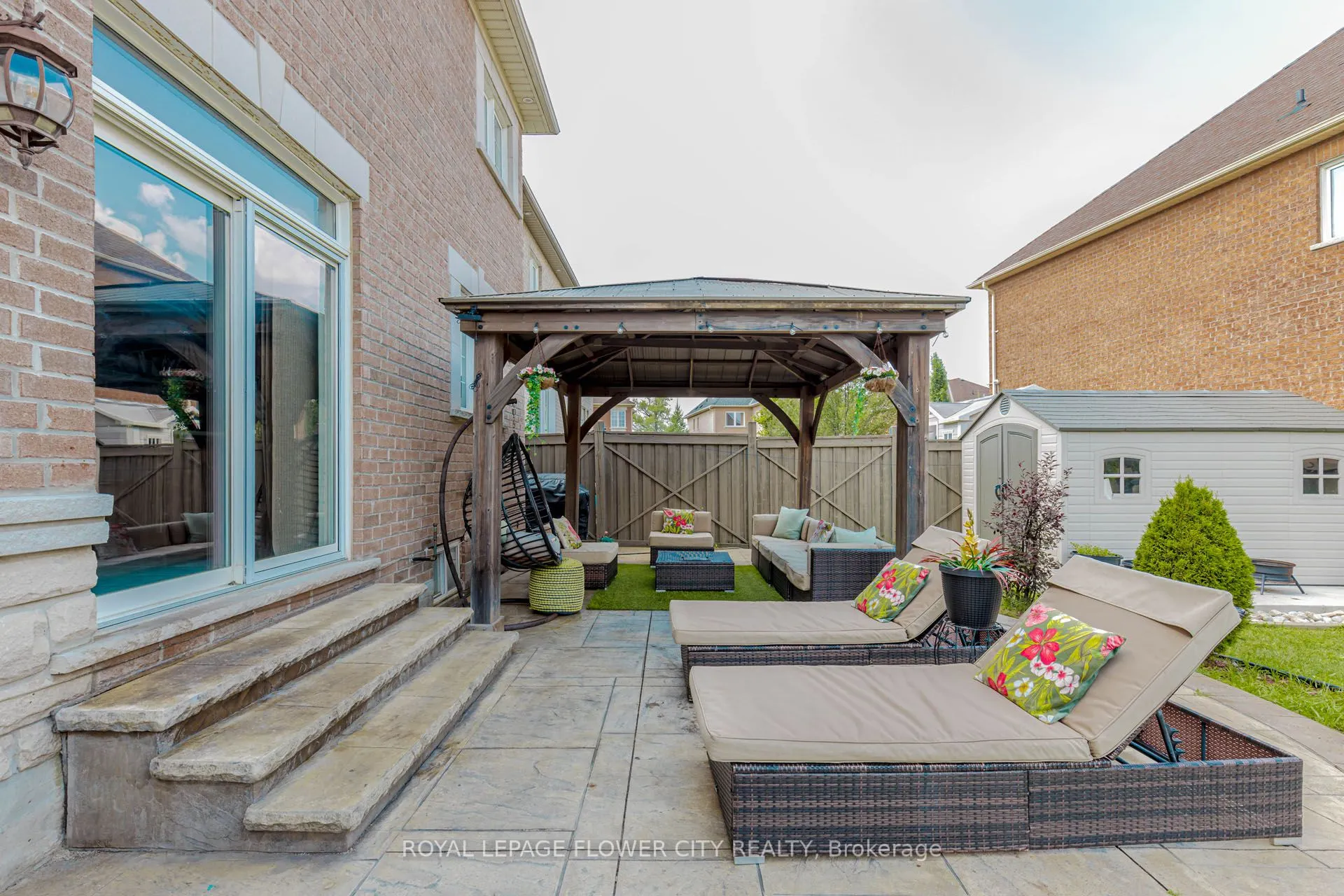 11 Vintonridge Drive
