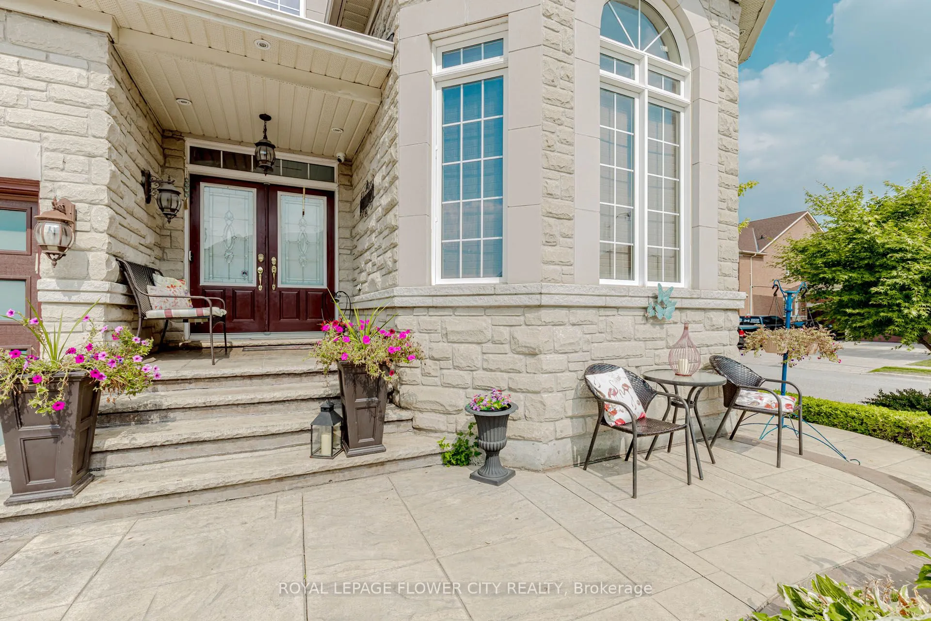 11 Vintonridge Drive