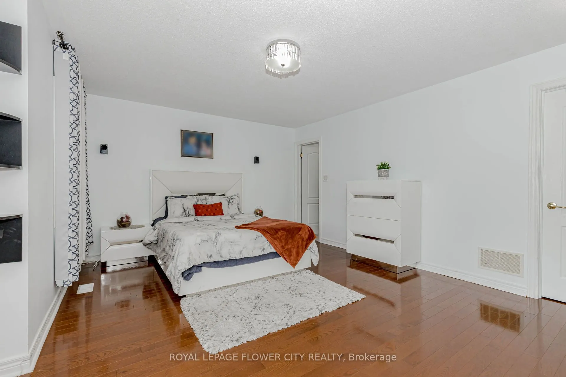 11 Vintonridge Drive